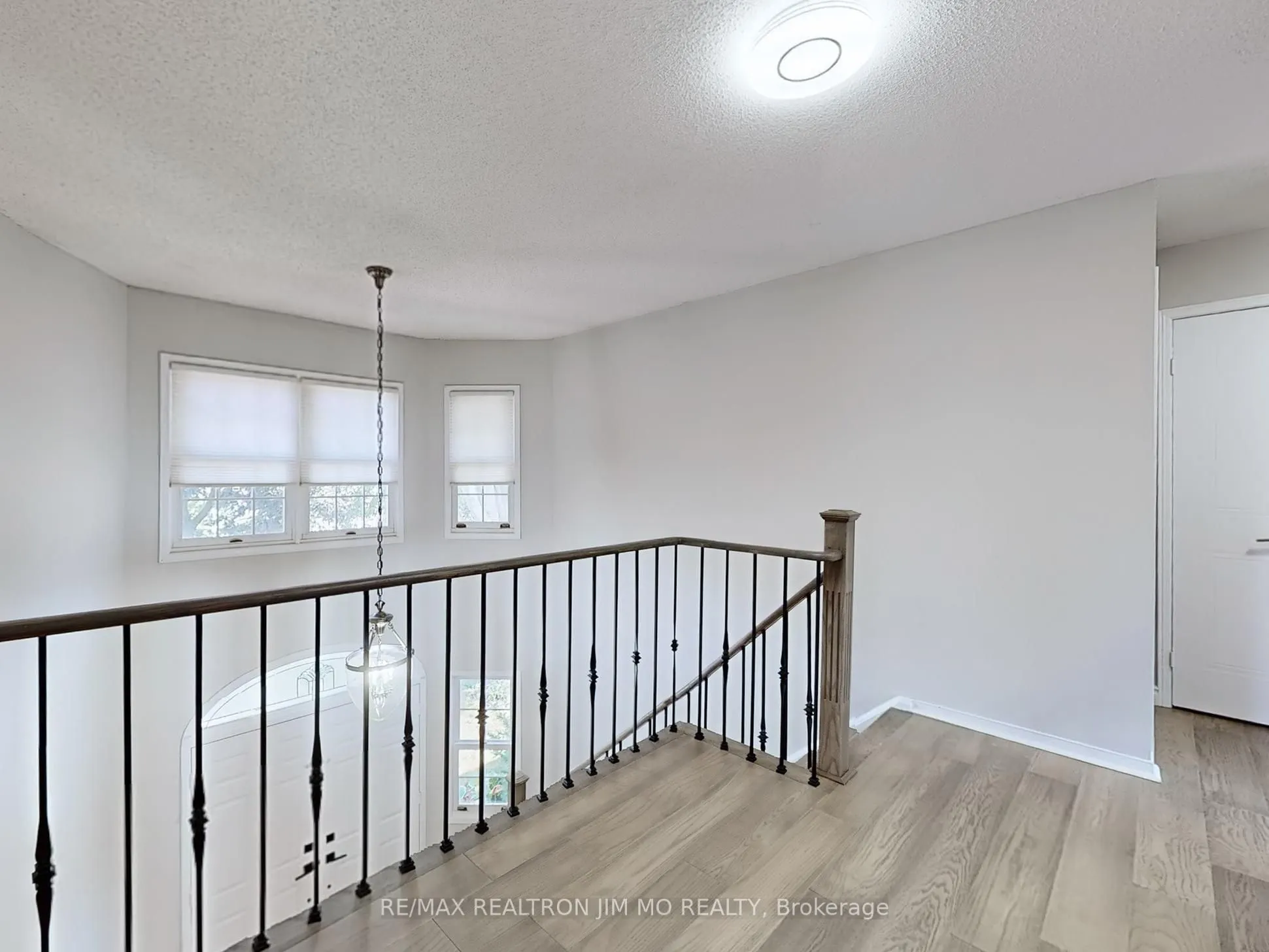 35 Flint Crescent