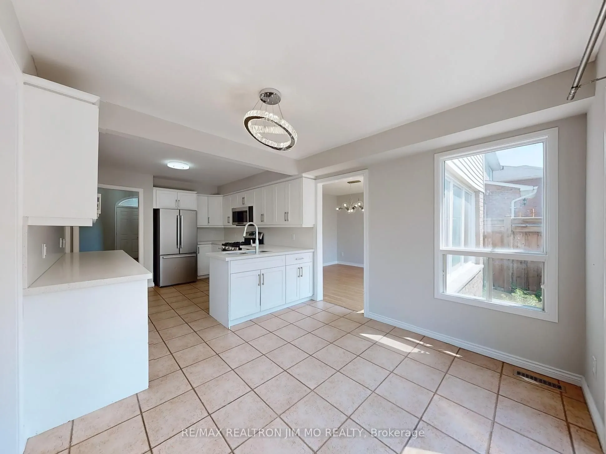 35 Flint Crescent