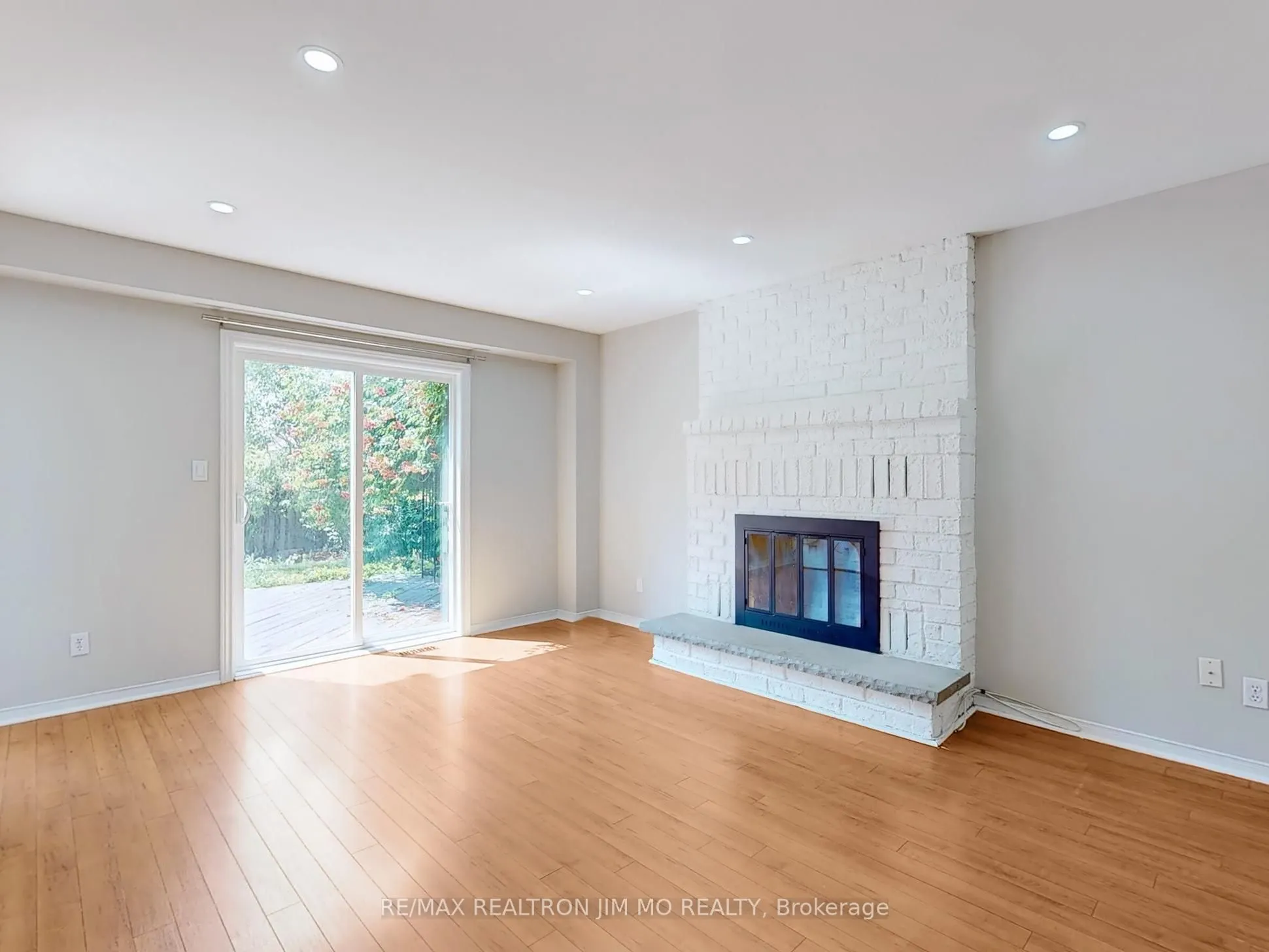 35 Flint Crescent