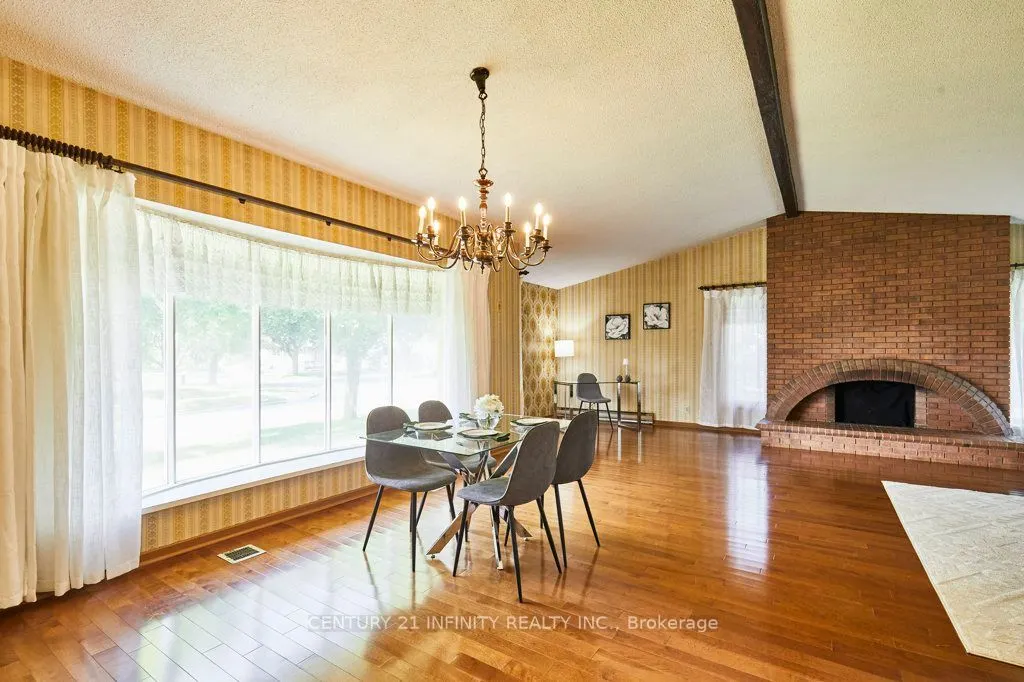 1 Goodland Gate