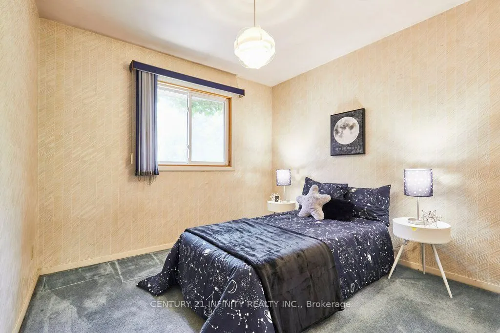 1 Goodland Gate