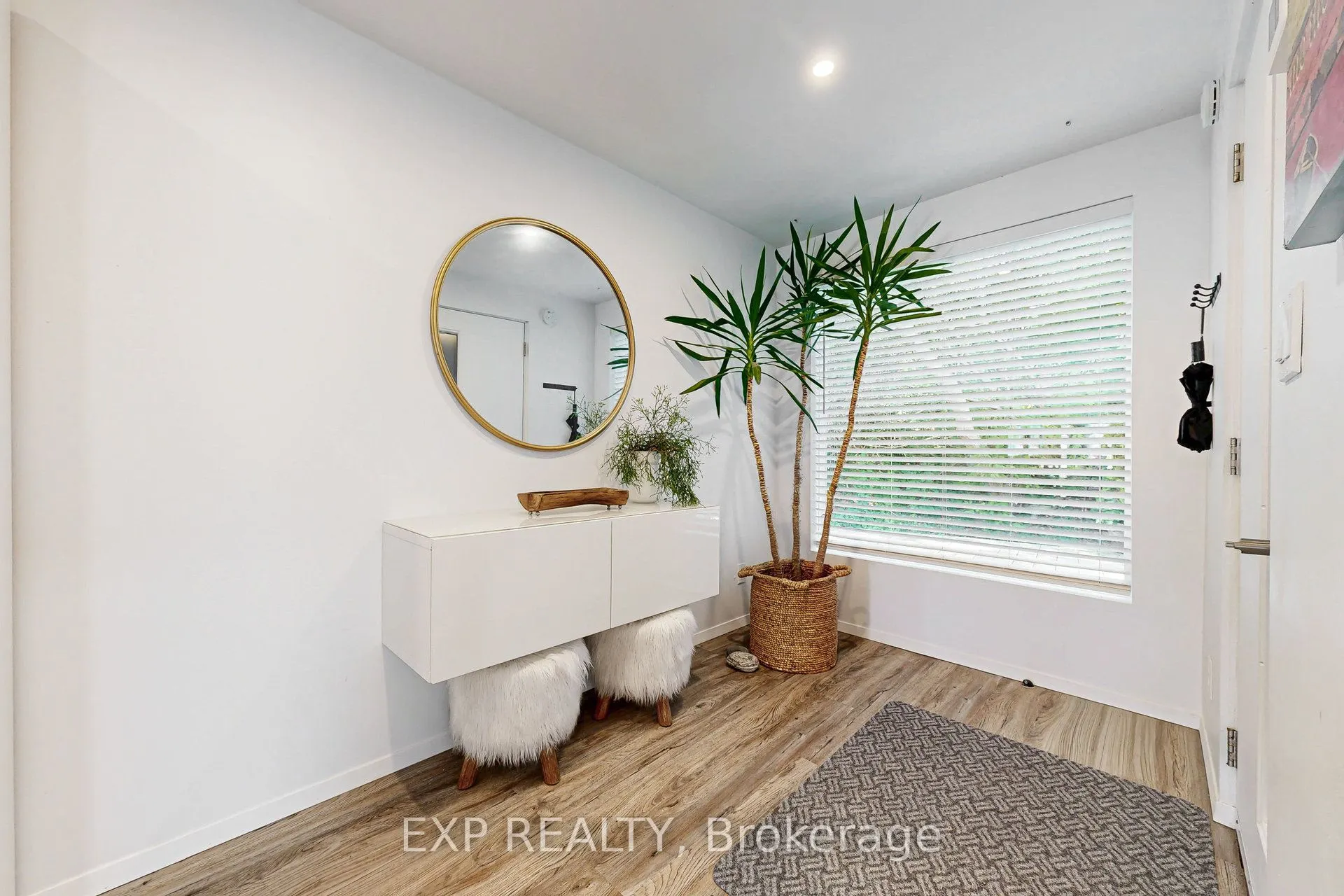 7 Brimley Road S, #2