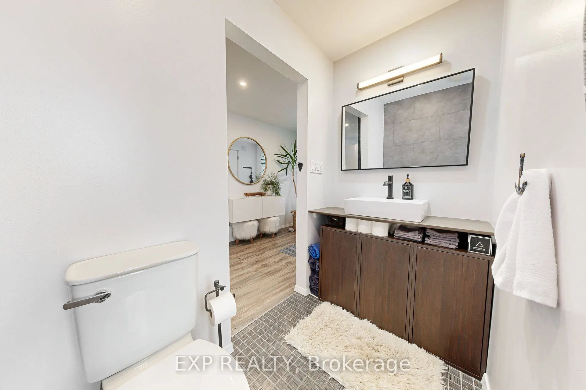 7 Brimley Road S, #2