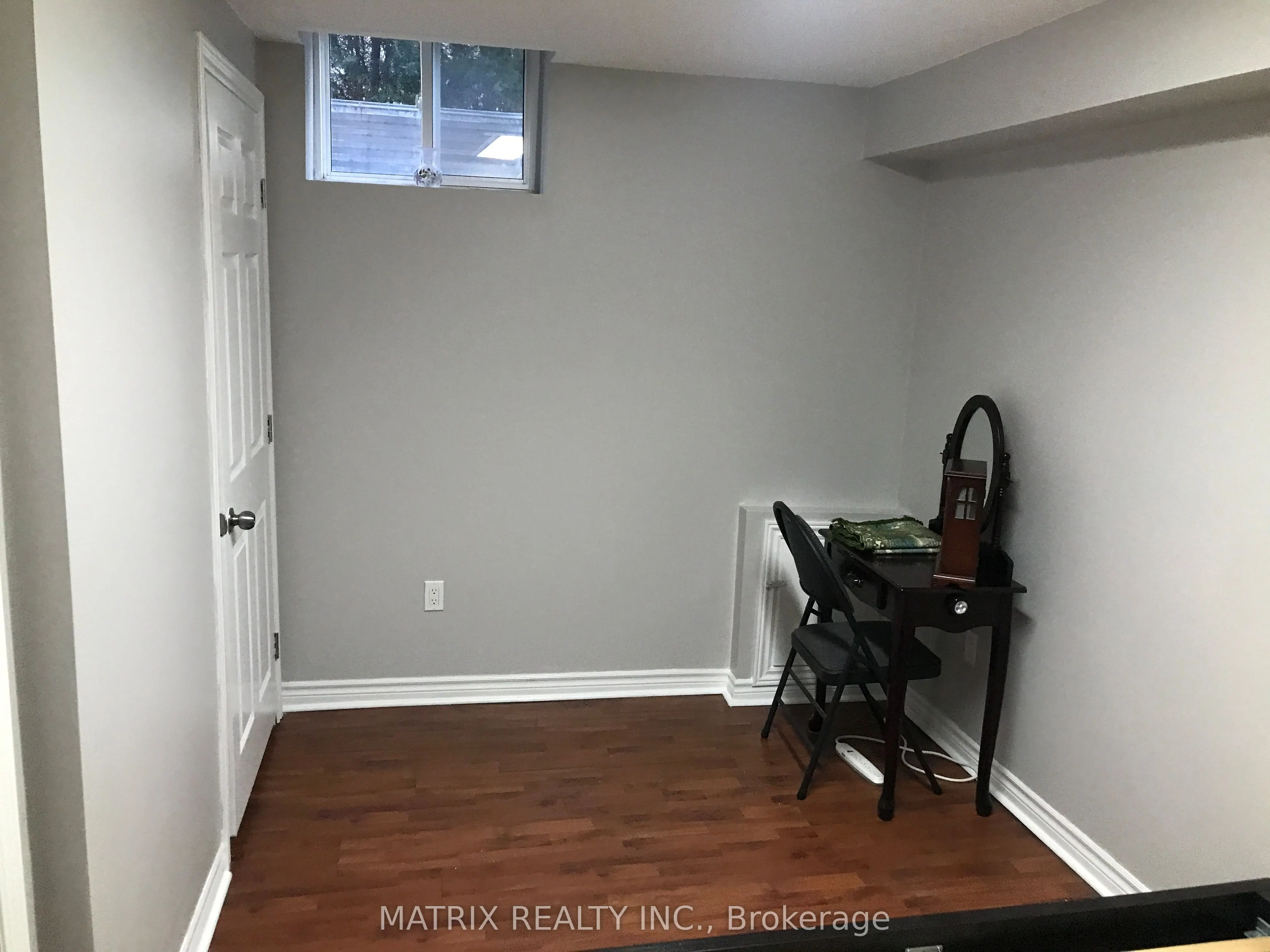 1604 Rayleen Crescent