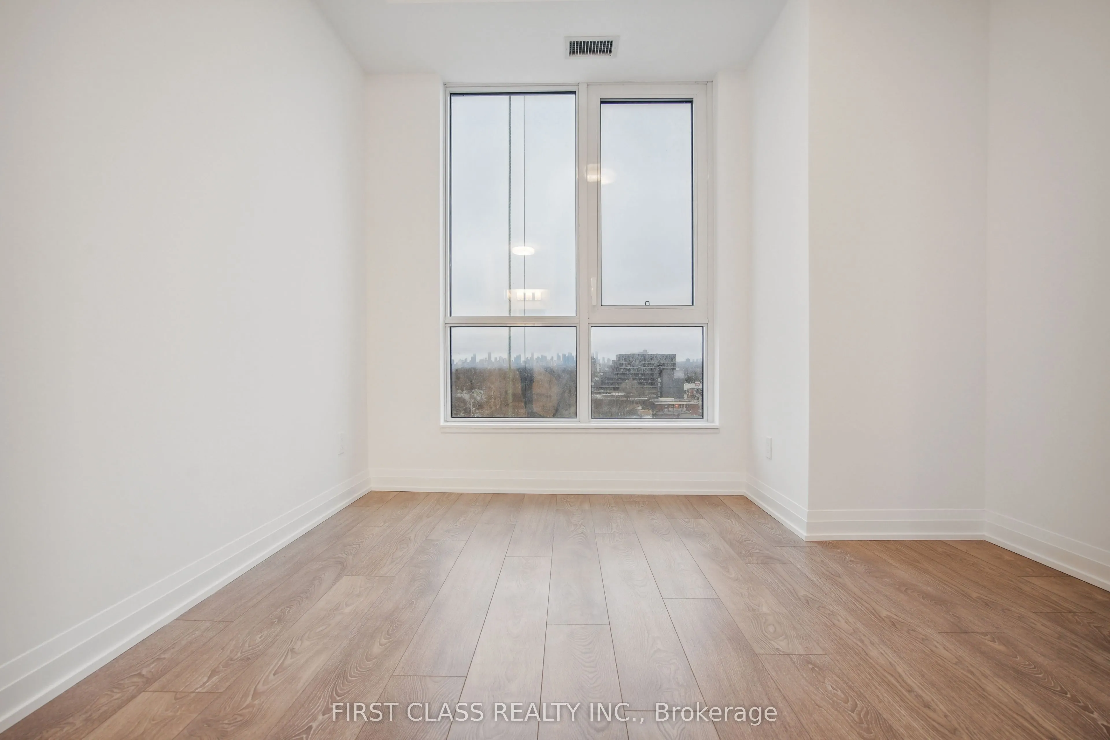 286 Main Street, #917