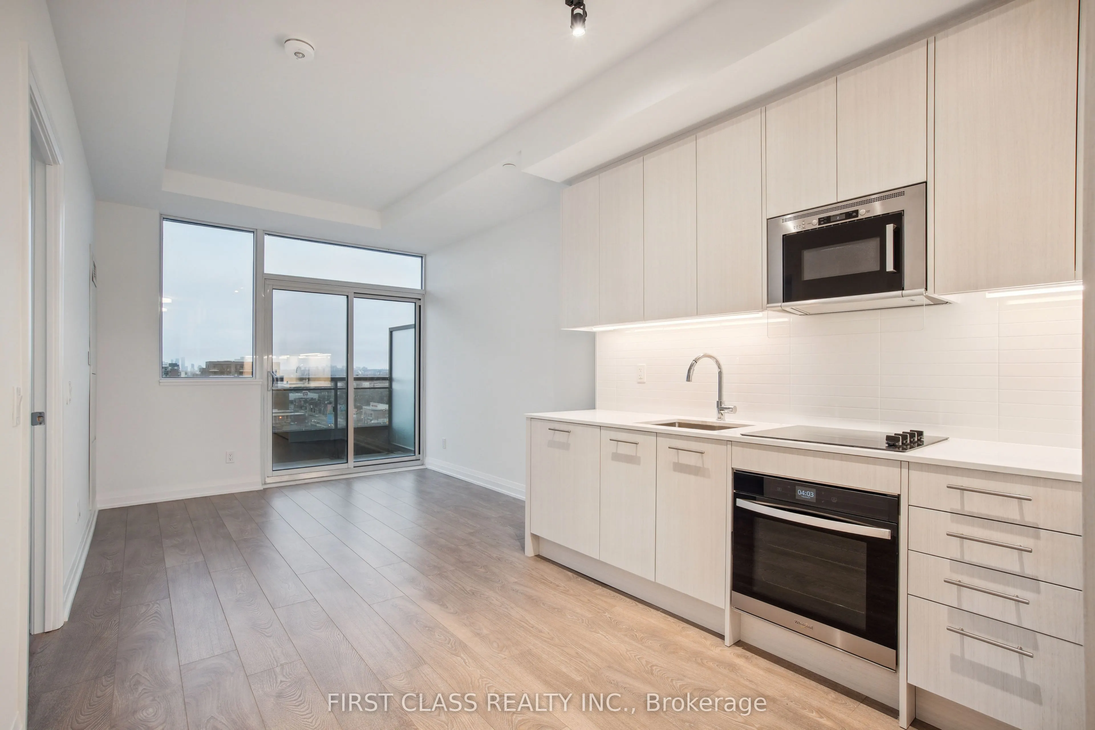 286 Main Street, #917