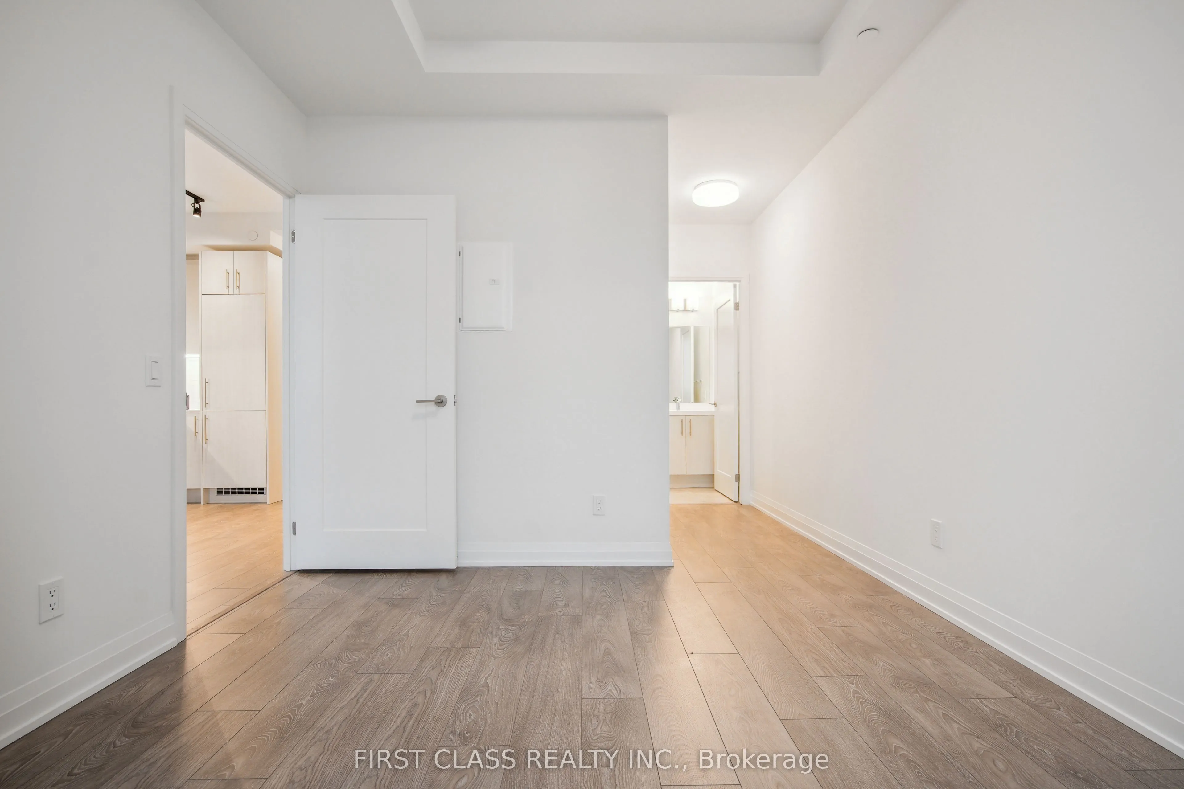 286 Main Street, #917