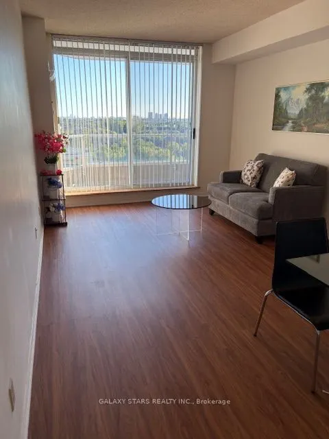 400 Mclevin Avenue, #1012