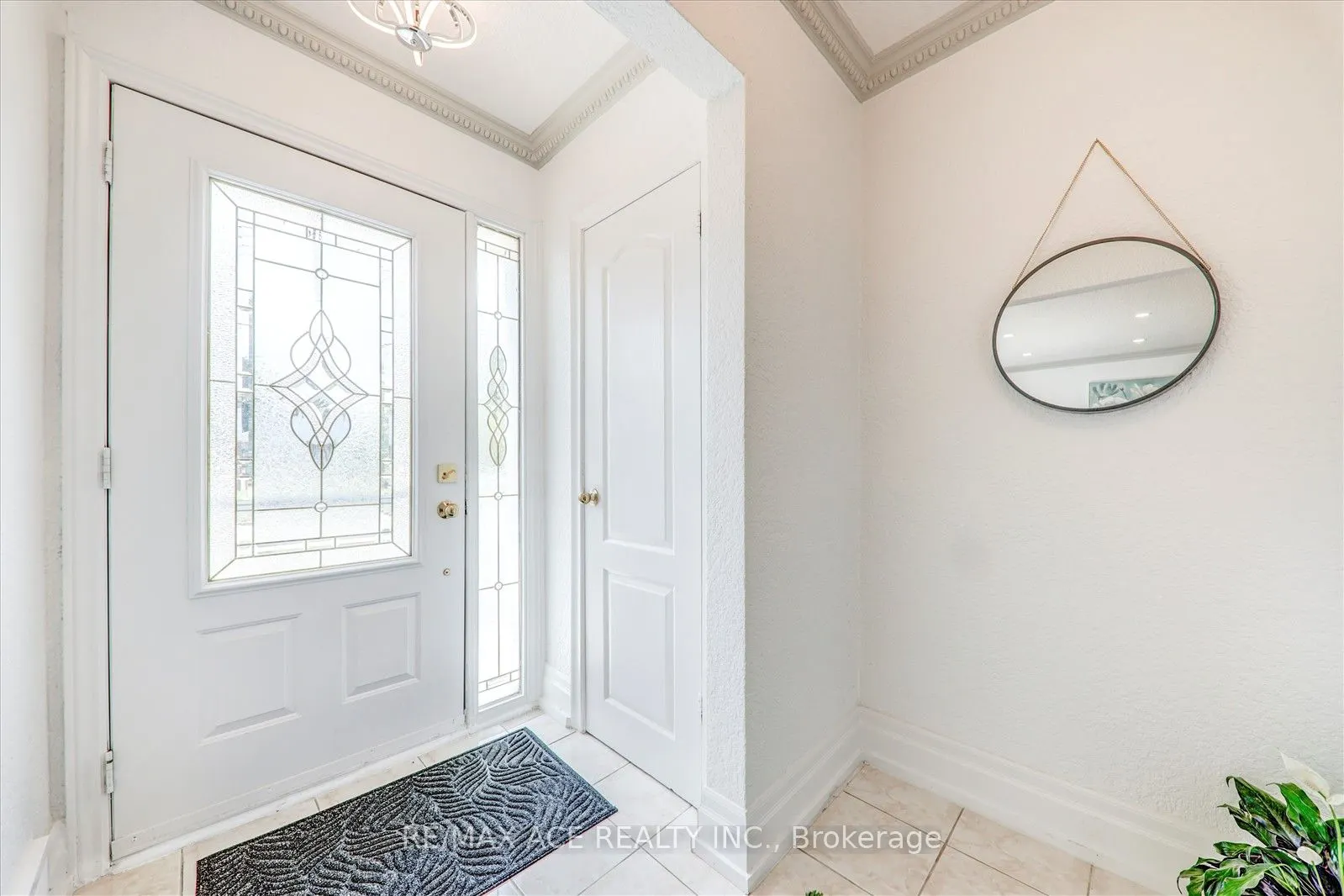 63 Lynvalley Crescent