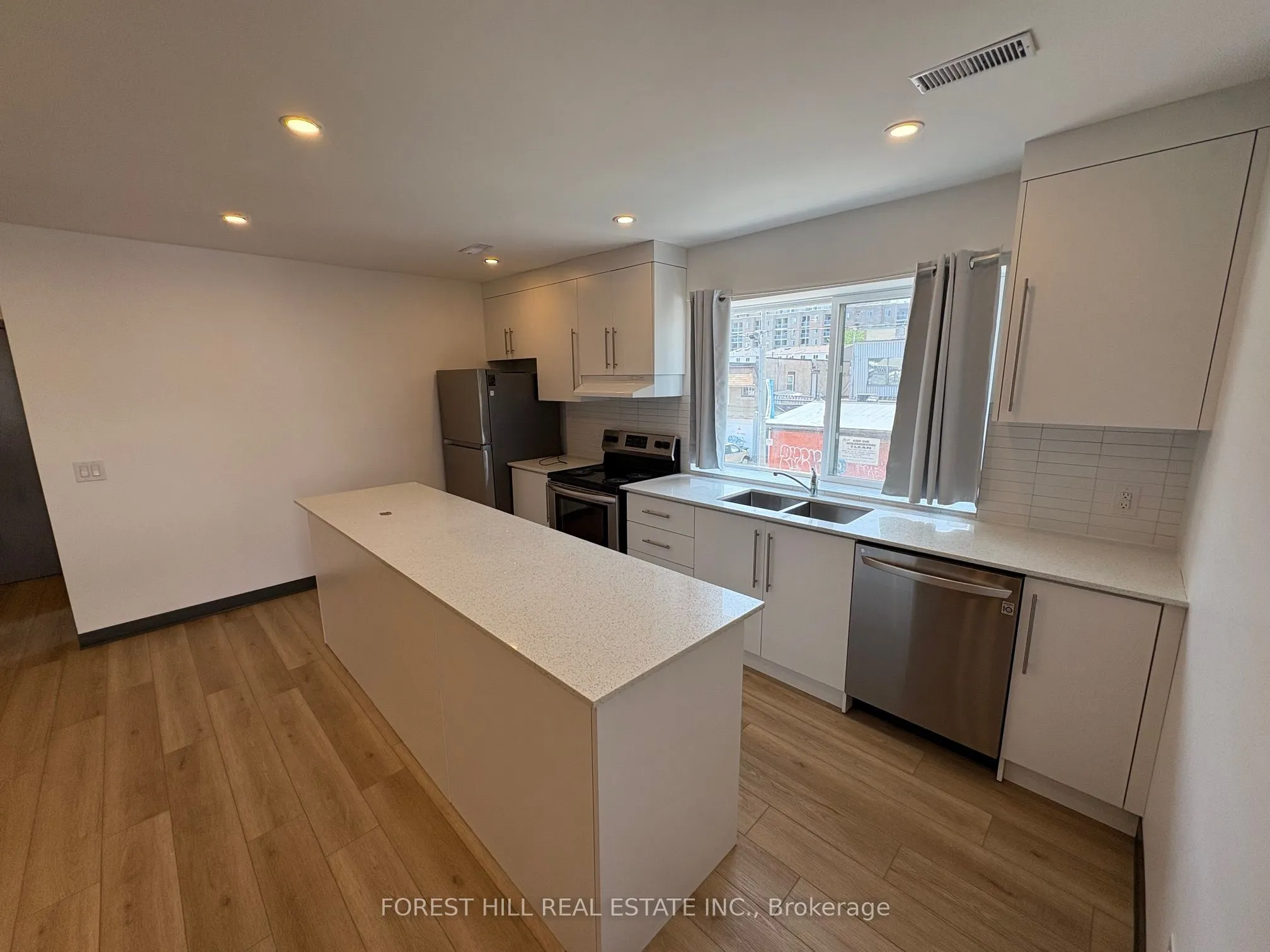 2879 Danforth Avenue, #2