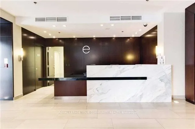 38 Lee Centre Drive, #2002