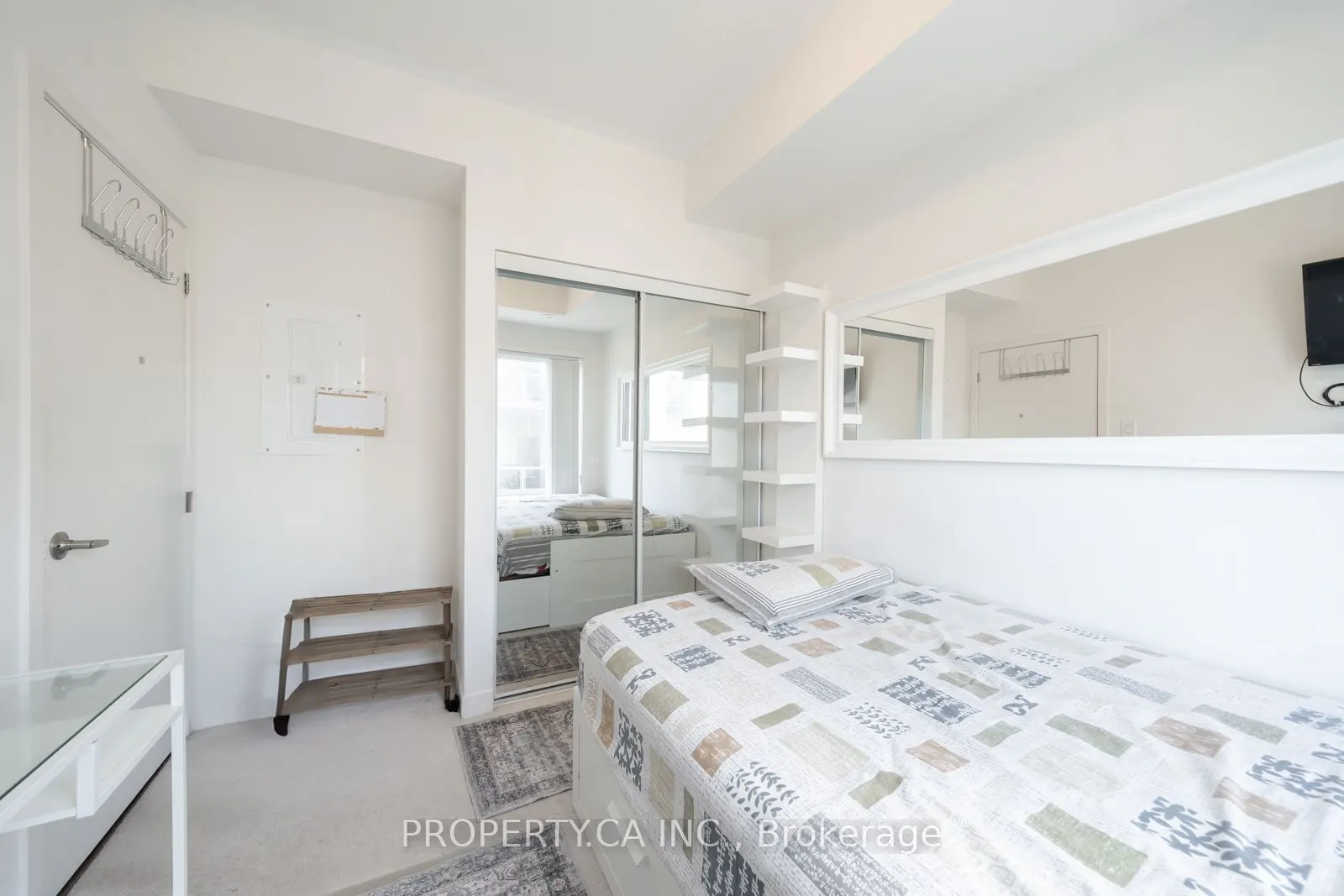 40 Orchid Place, #3
