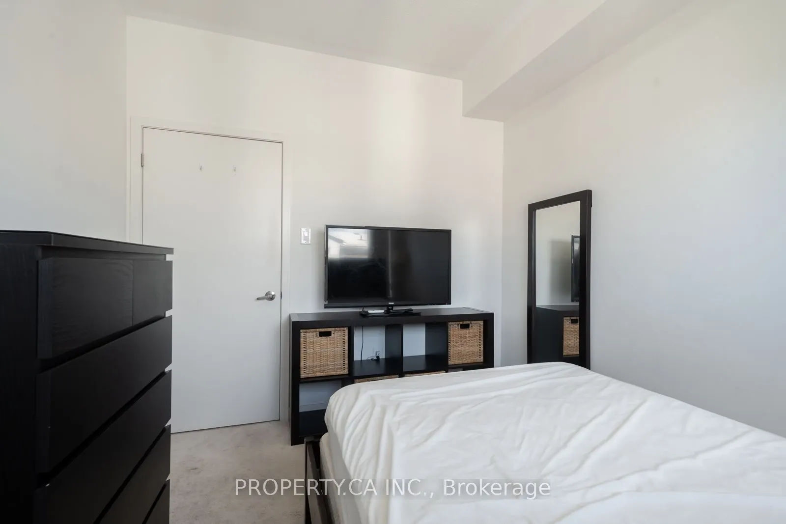 40 Orchid Place, #3