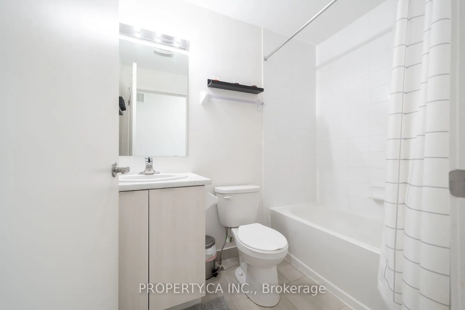 40 Orchid Place, #3