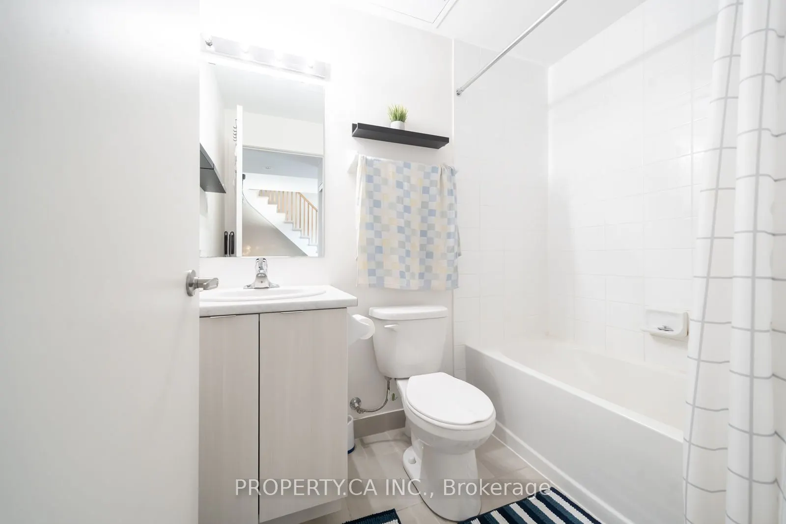 40 Orchid Place, #3