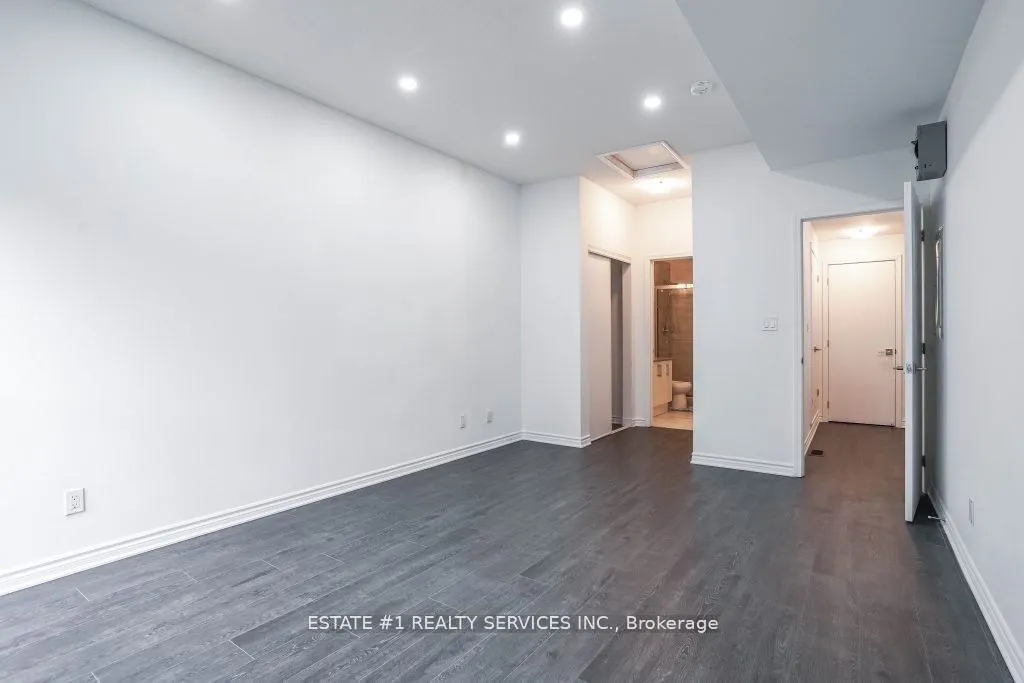 7 Falaise Road, #A