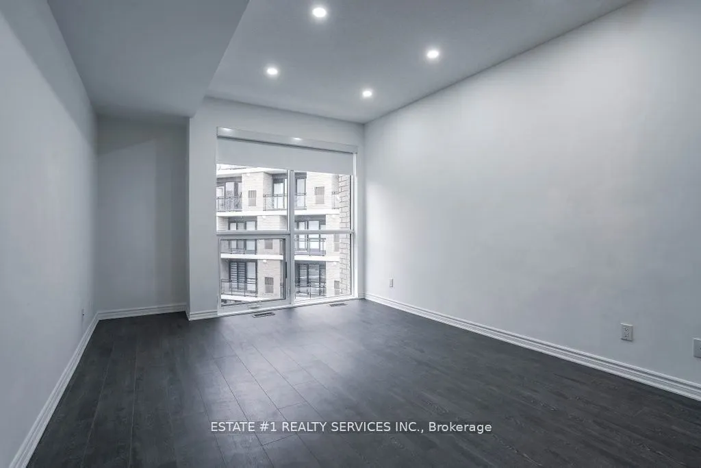 7 Falaise Road, #A
