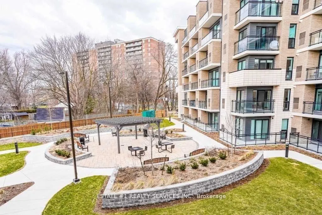7 Falaise Road, #A