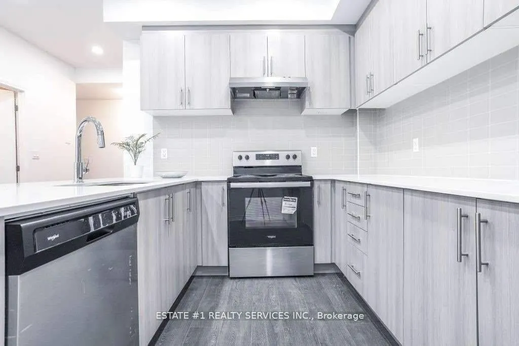 7 Falaise Road, #A