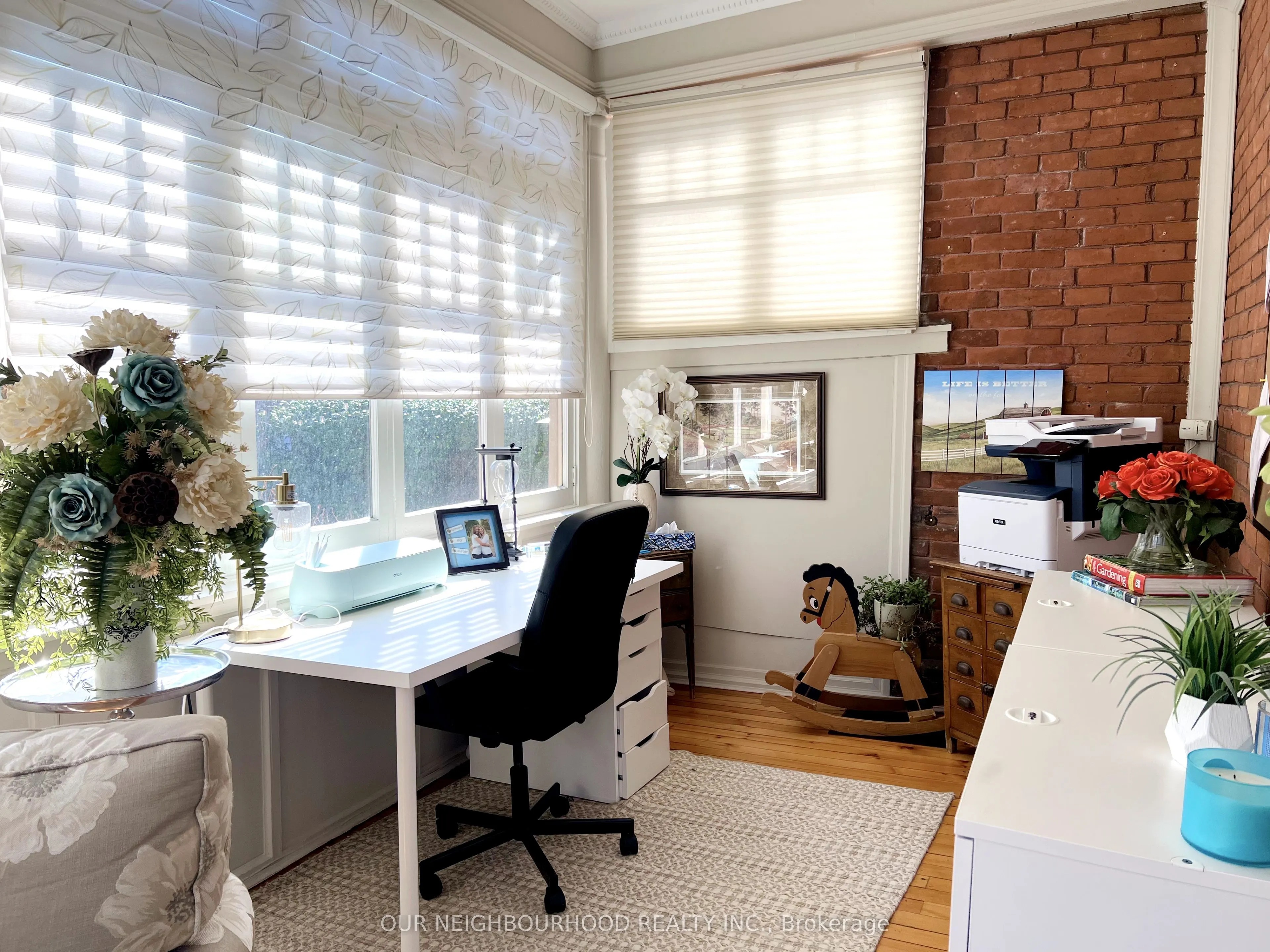 305 Trent Street W