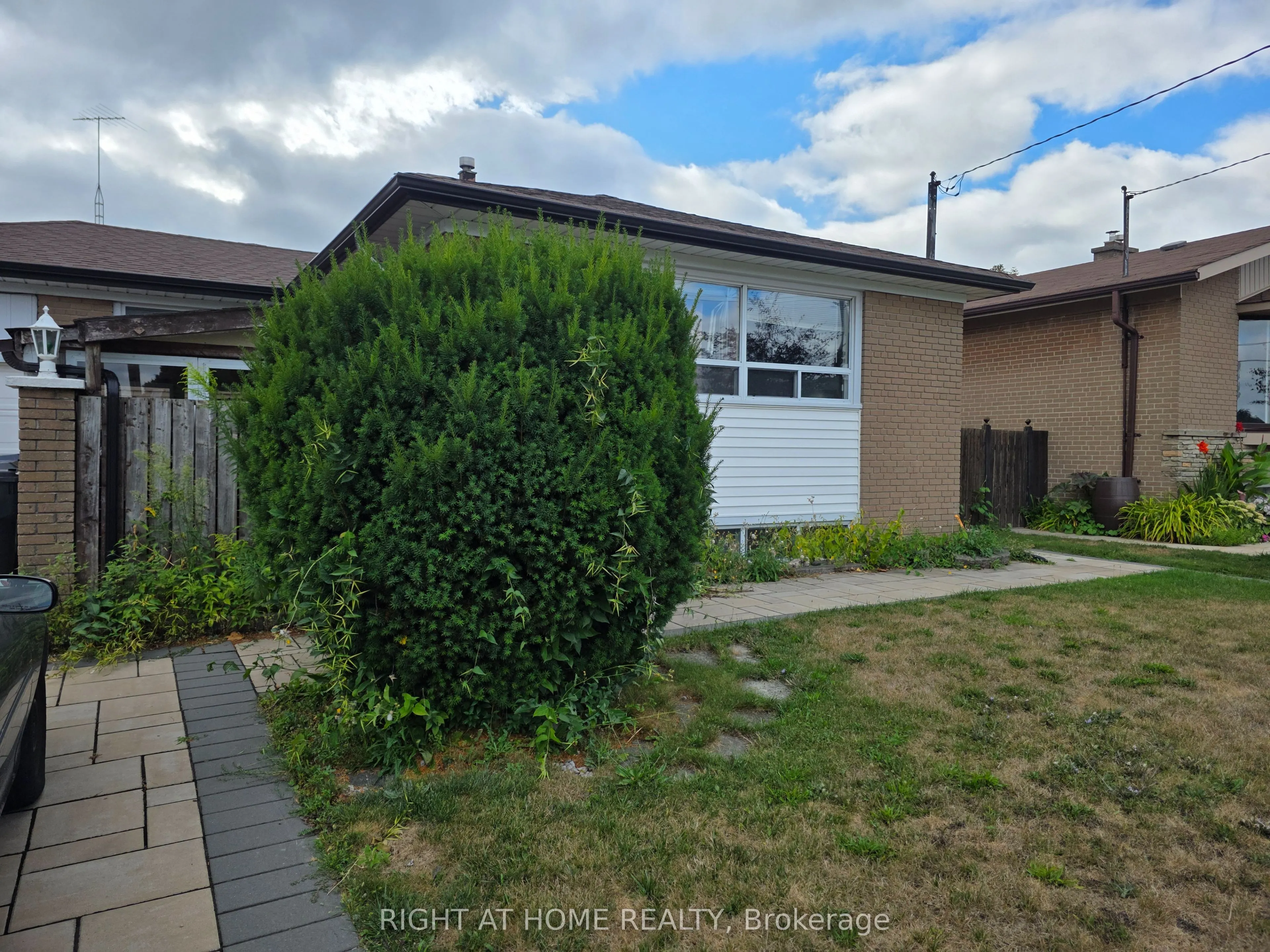 220 Livingston Road