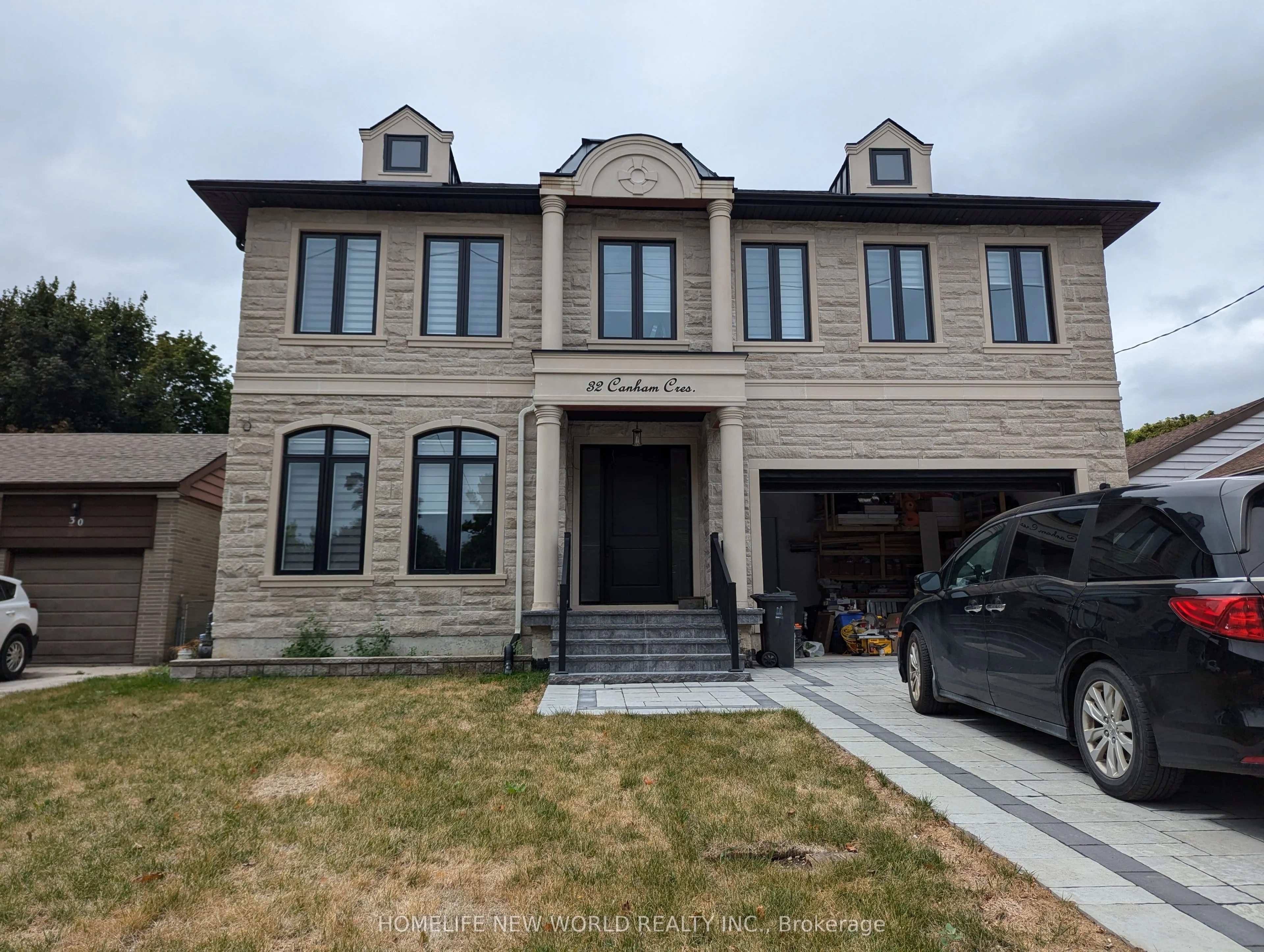 32 Canham Crescent, #(upper)