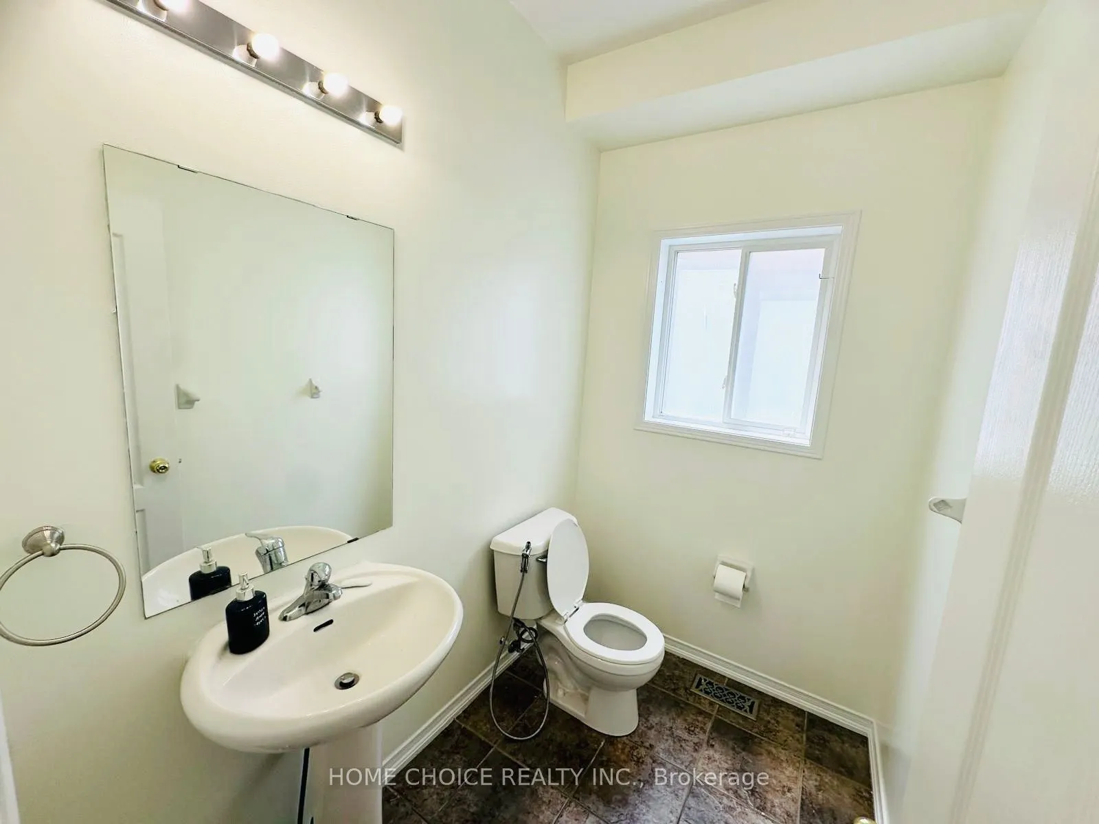 1773 Badgley Dr Drive