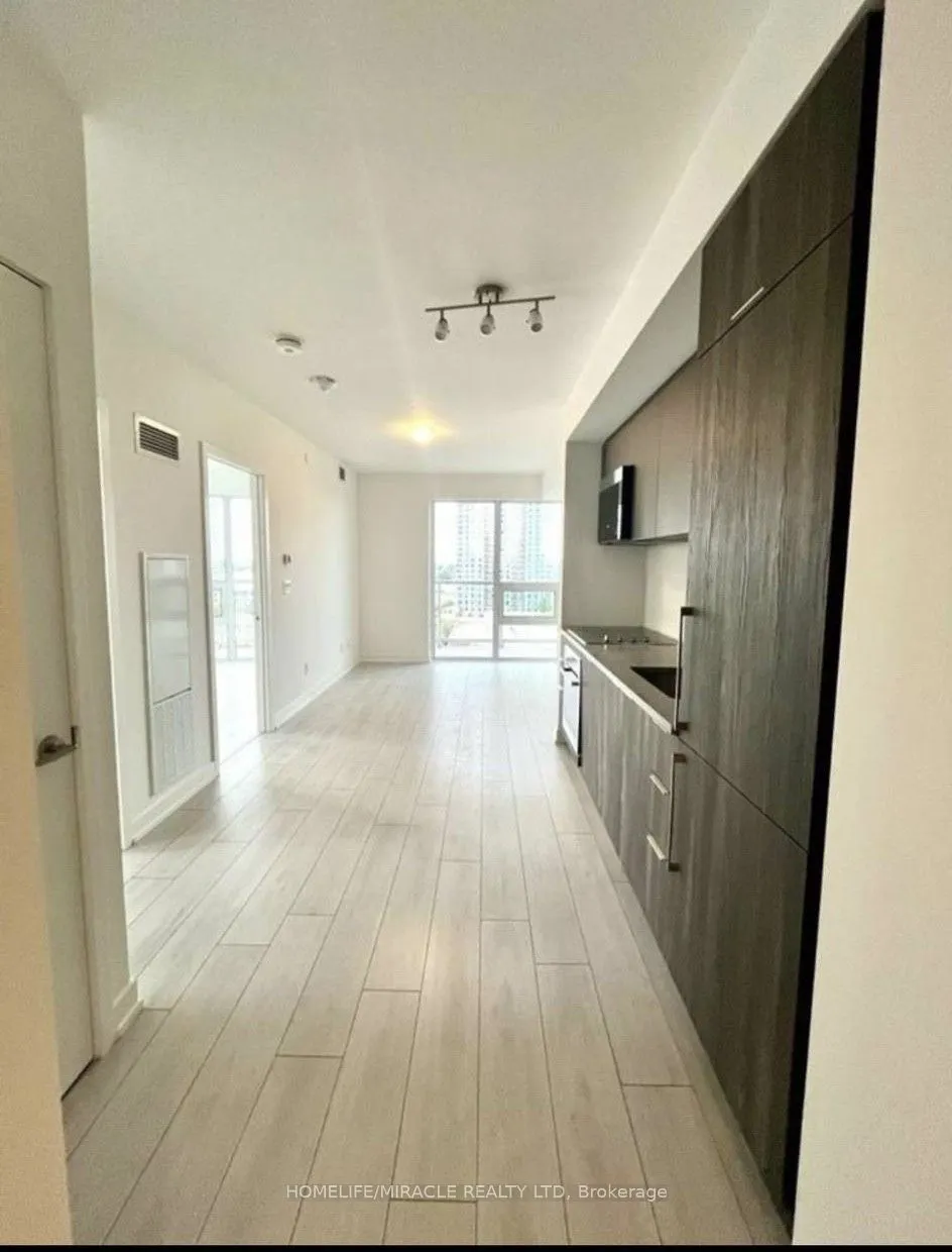 2033 Kennedy Road, #906