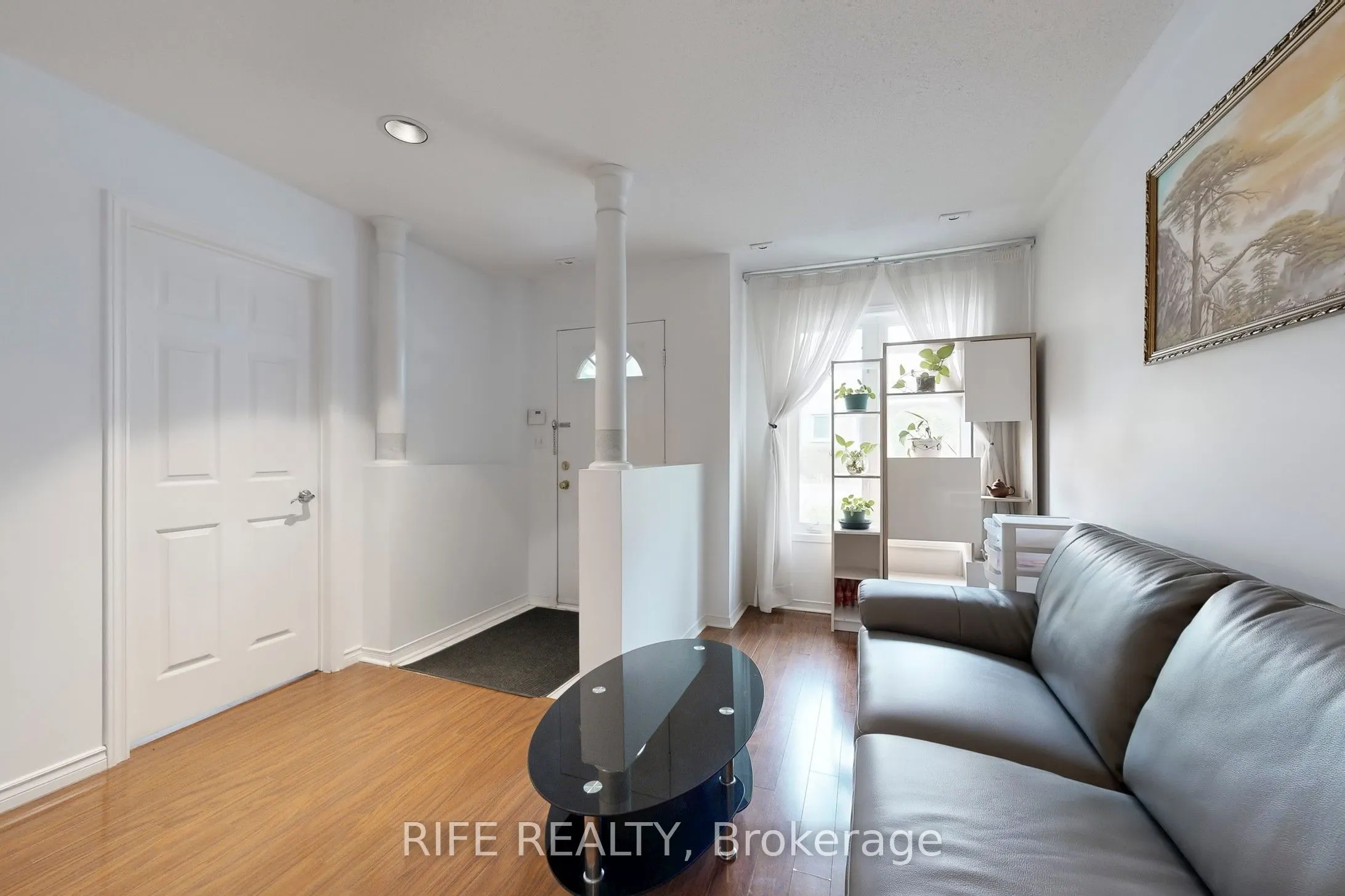28 Rosebank Drive, #703