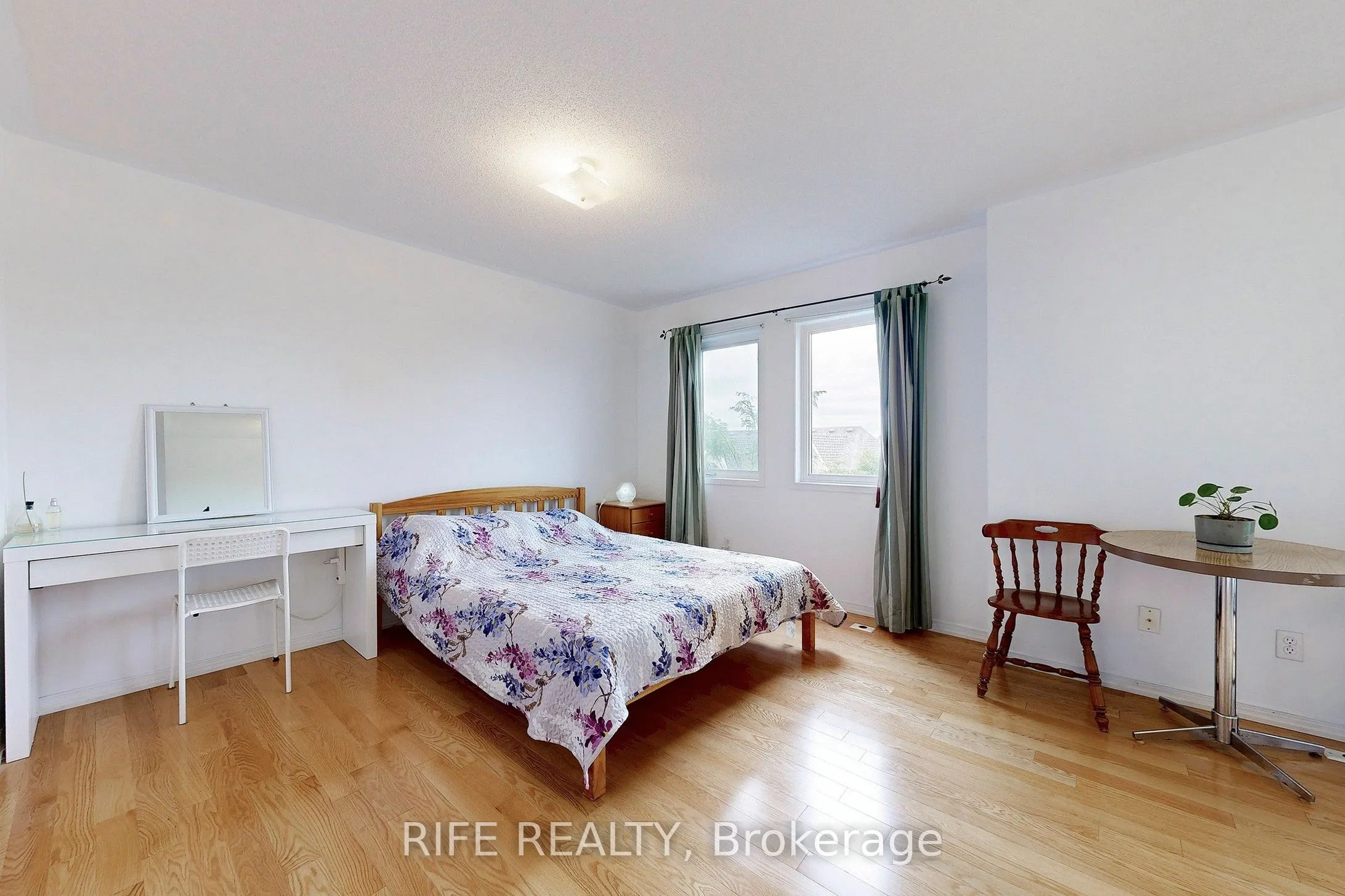 28 Rosebank Drive, #703