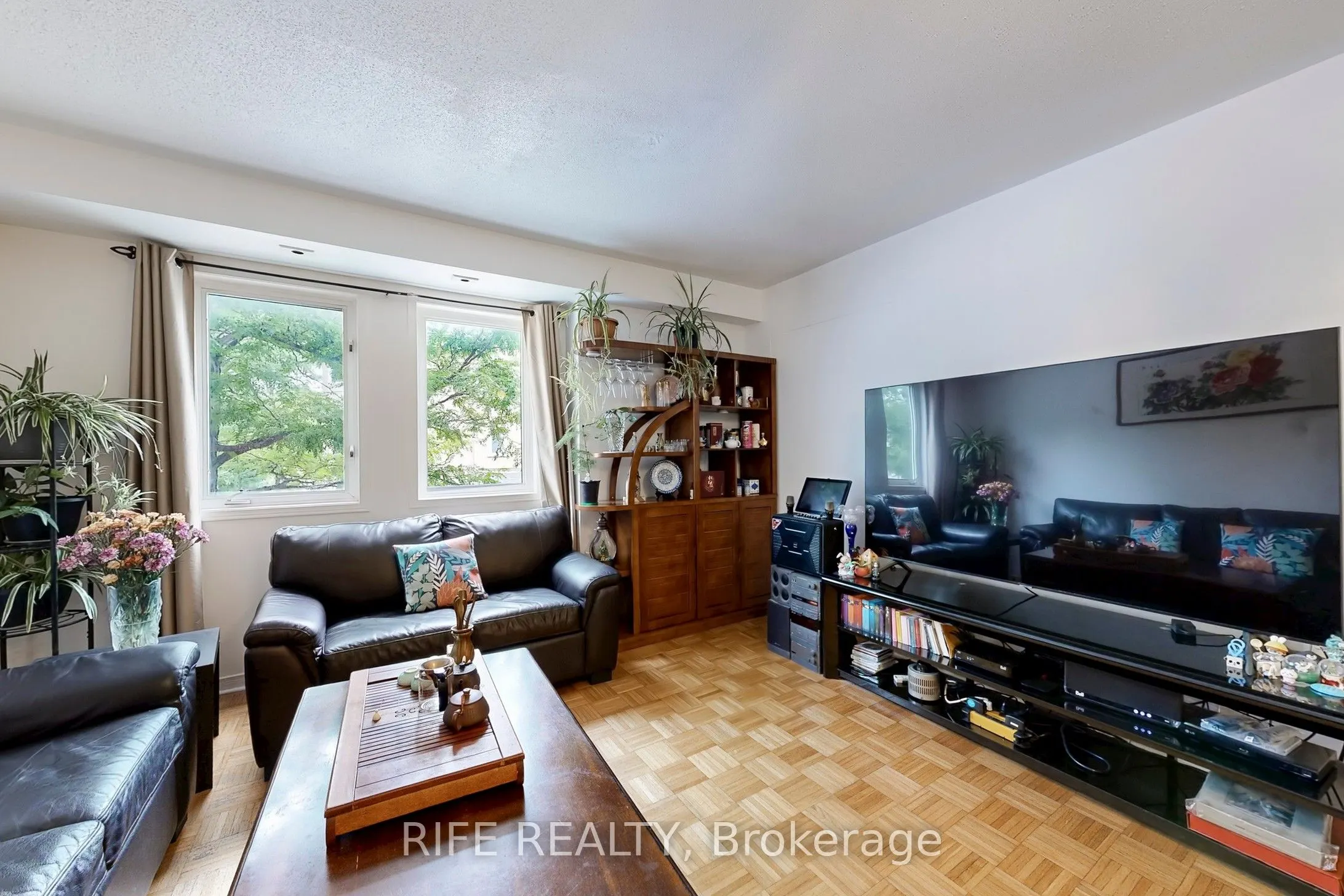 28 Rosebank Drive, #703