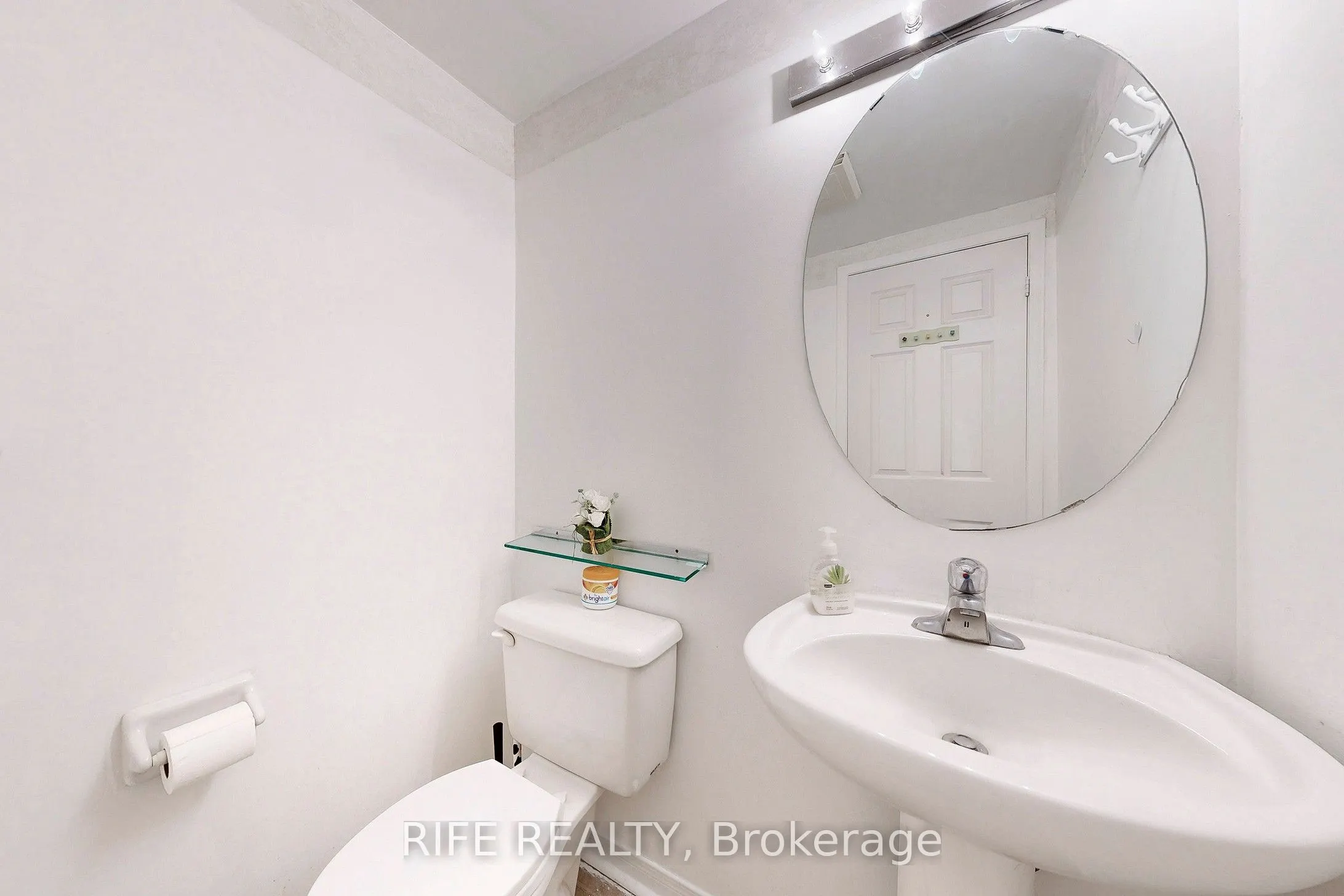 28 Rosebank Drive, #703