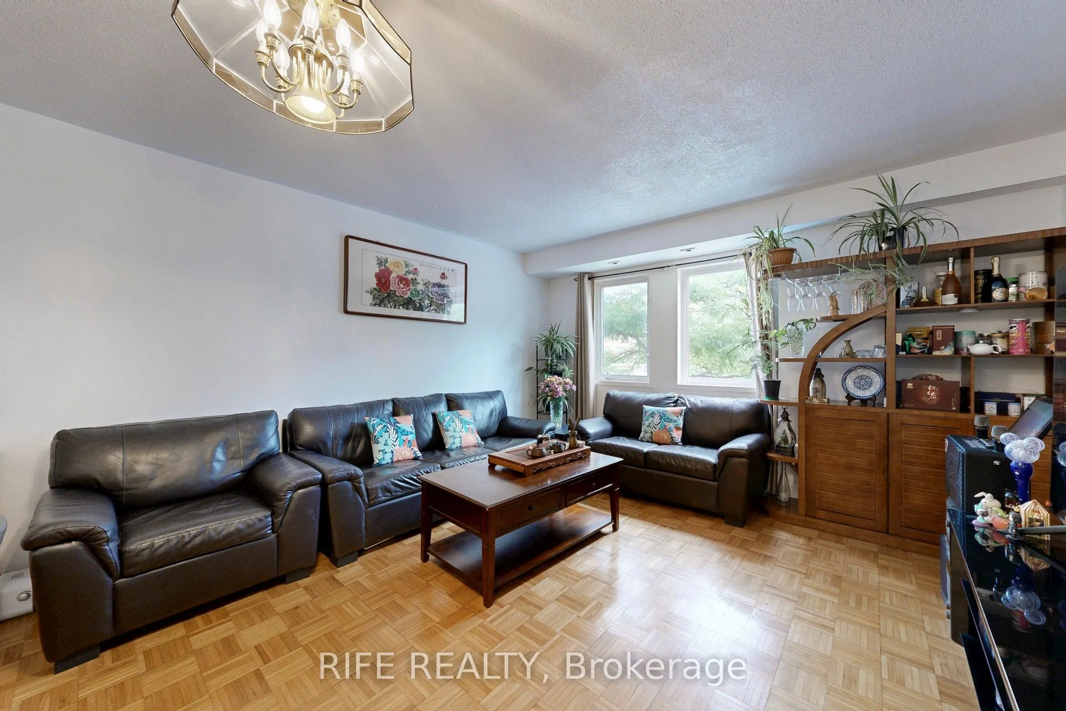 28 Rosebank Drive, #703