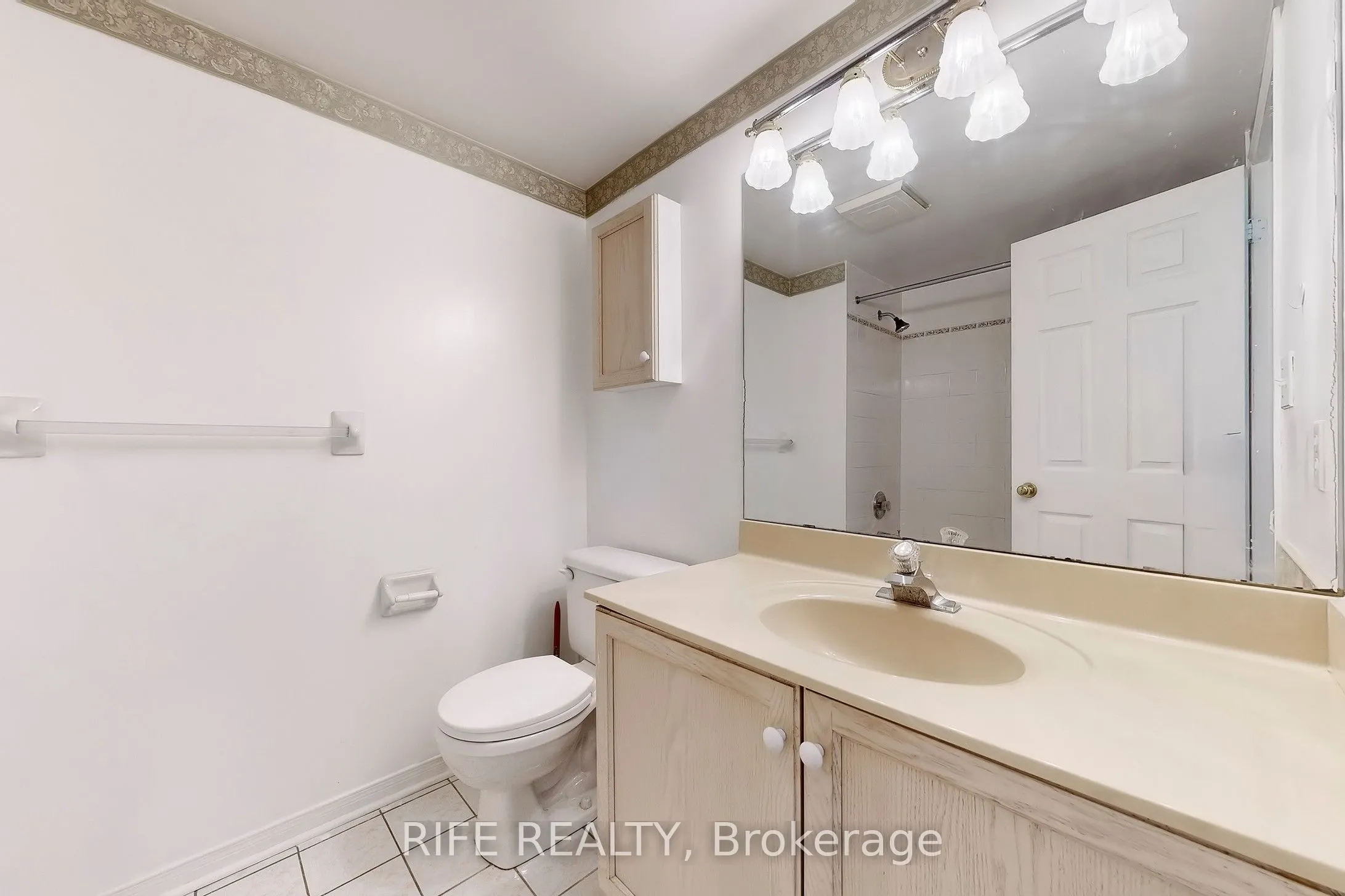28 Rosebank Drive, #703