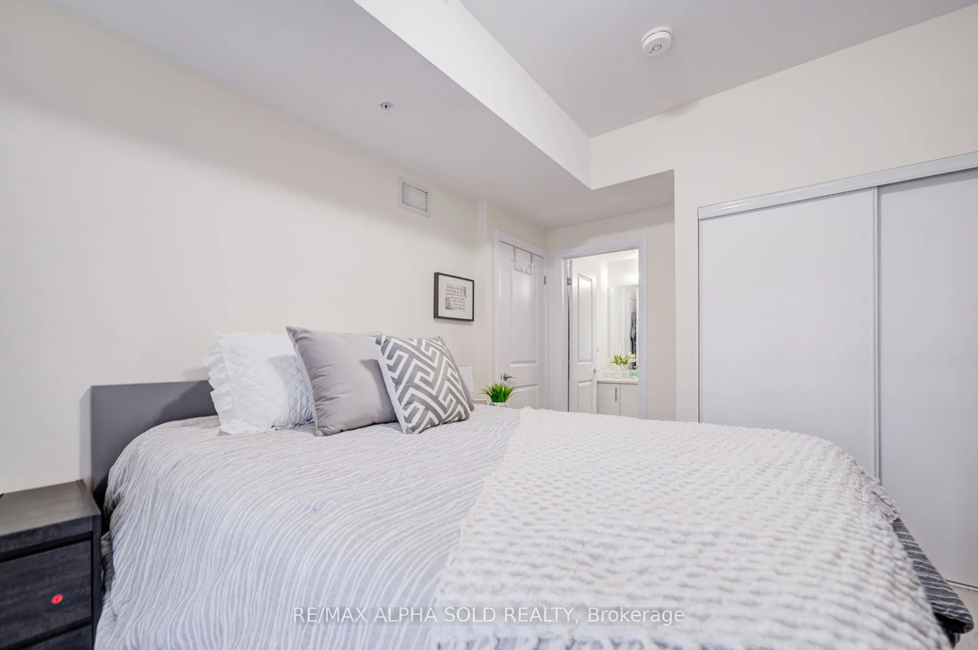 2635 William Jackson Drive, #415