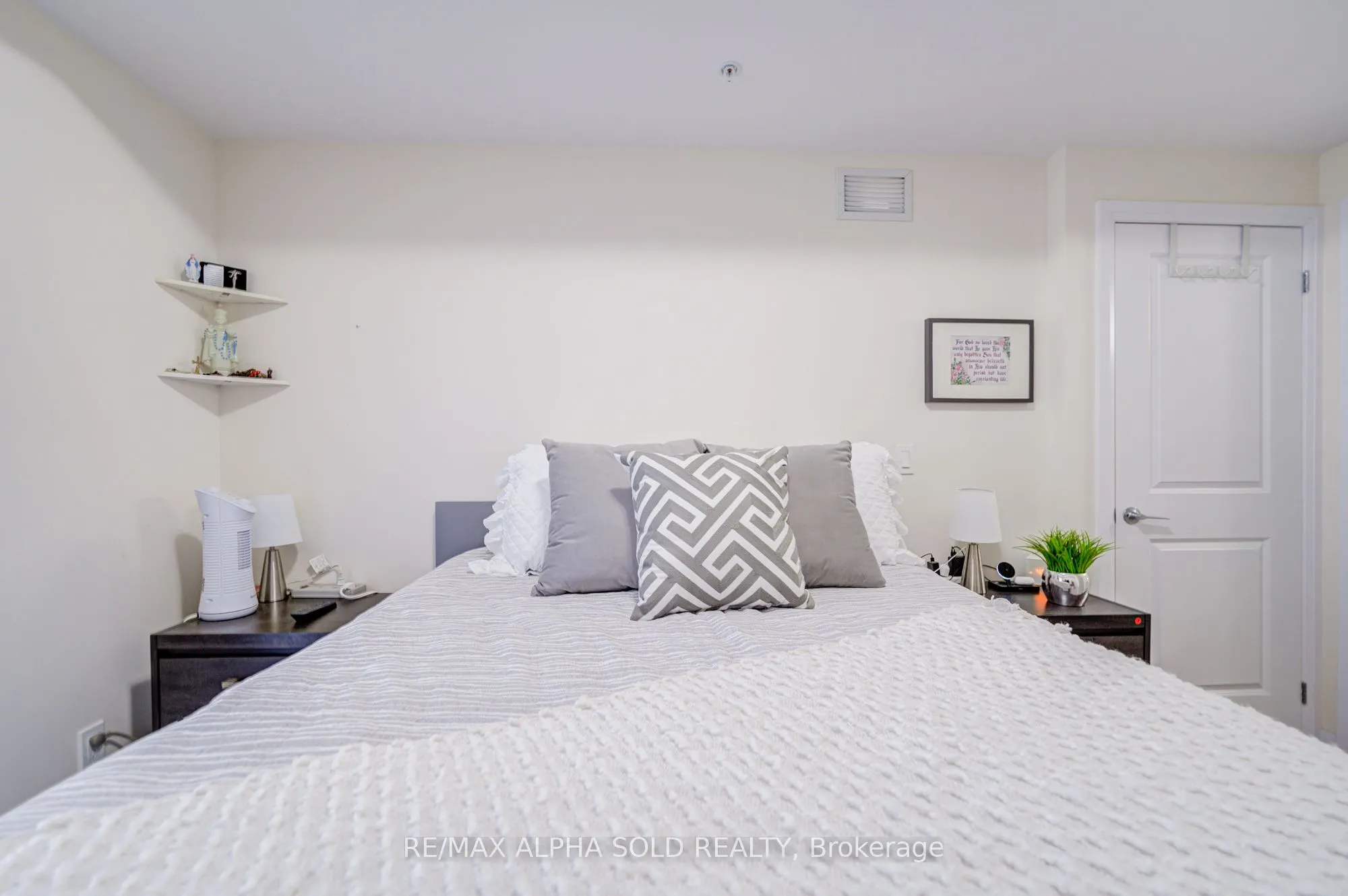 2635 William Jackson Drive, #415