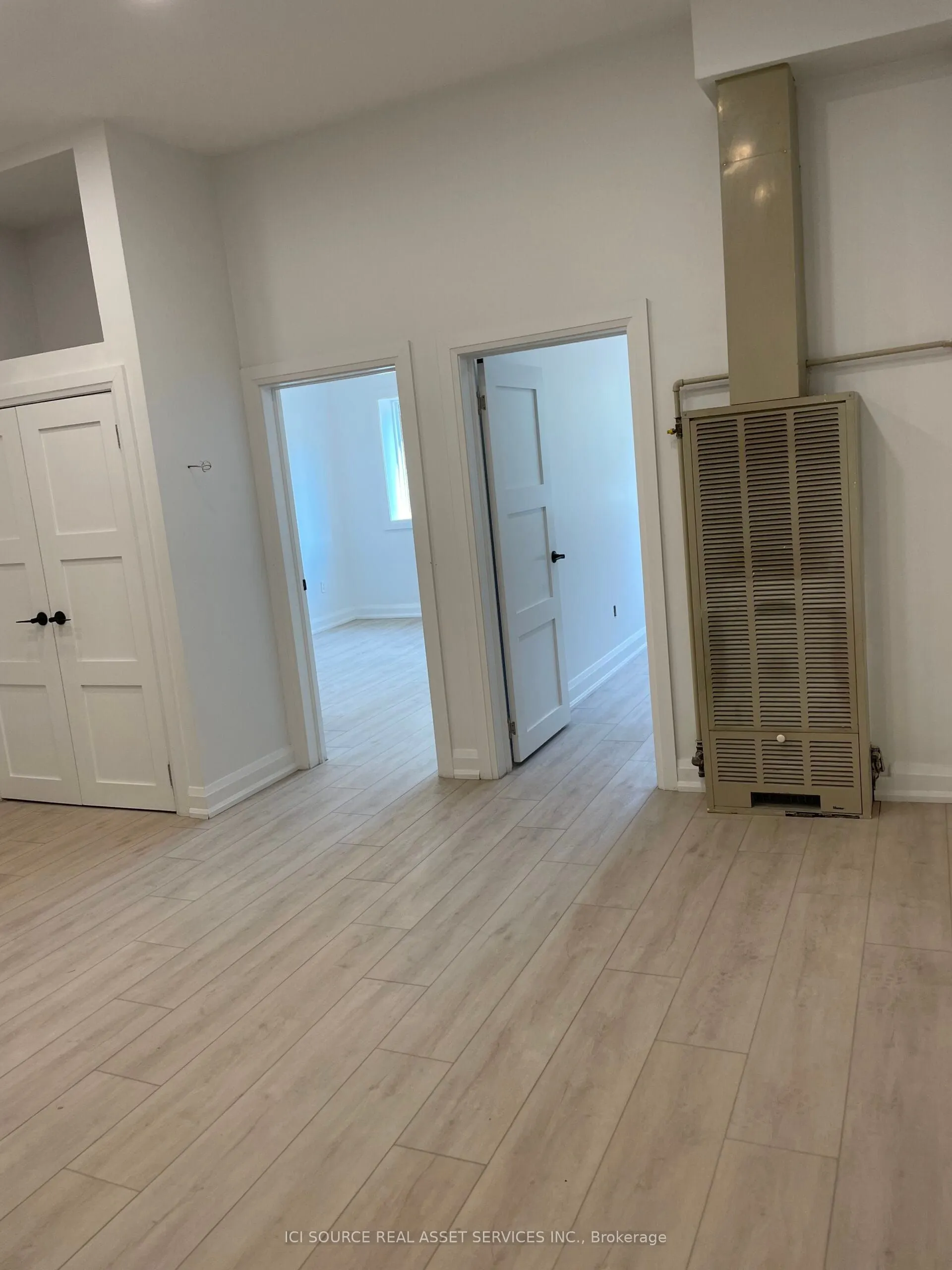 754 Queen Street E, #1