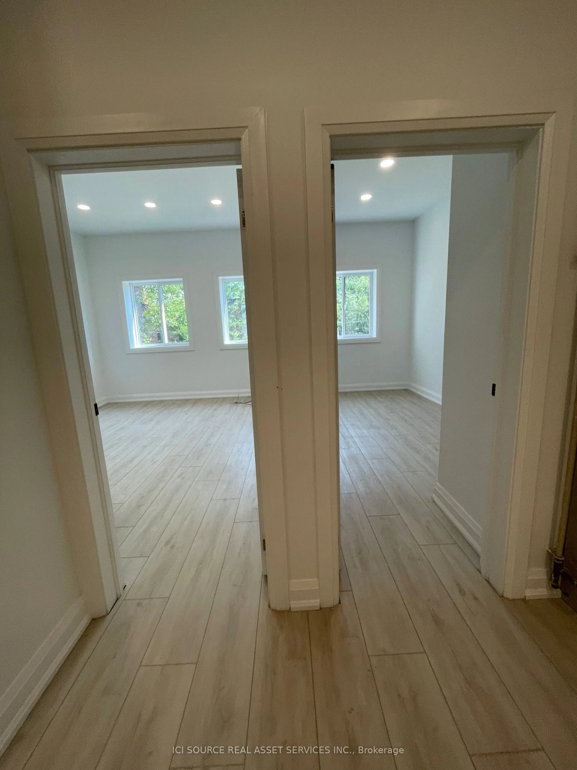 754 Queen Street E, #1