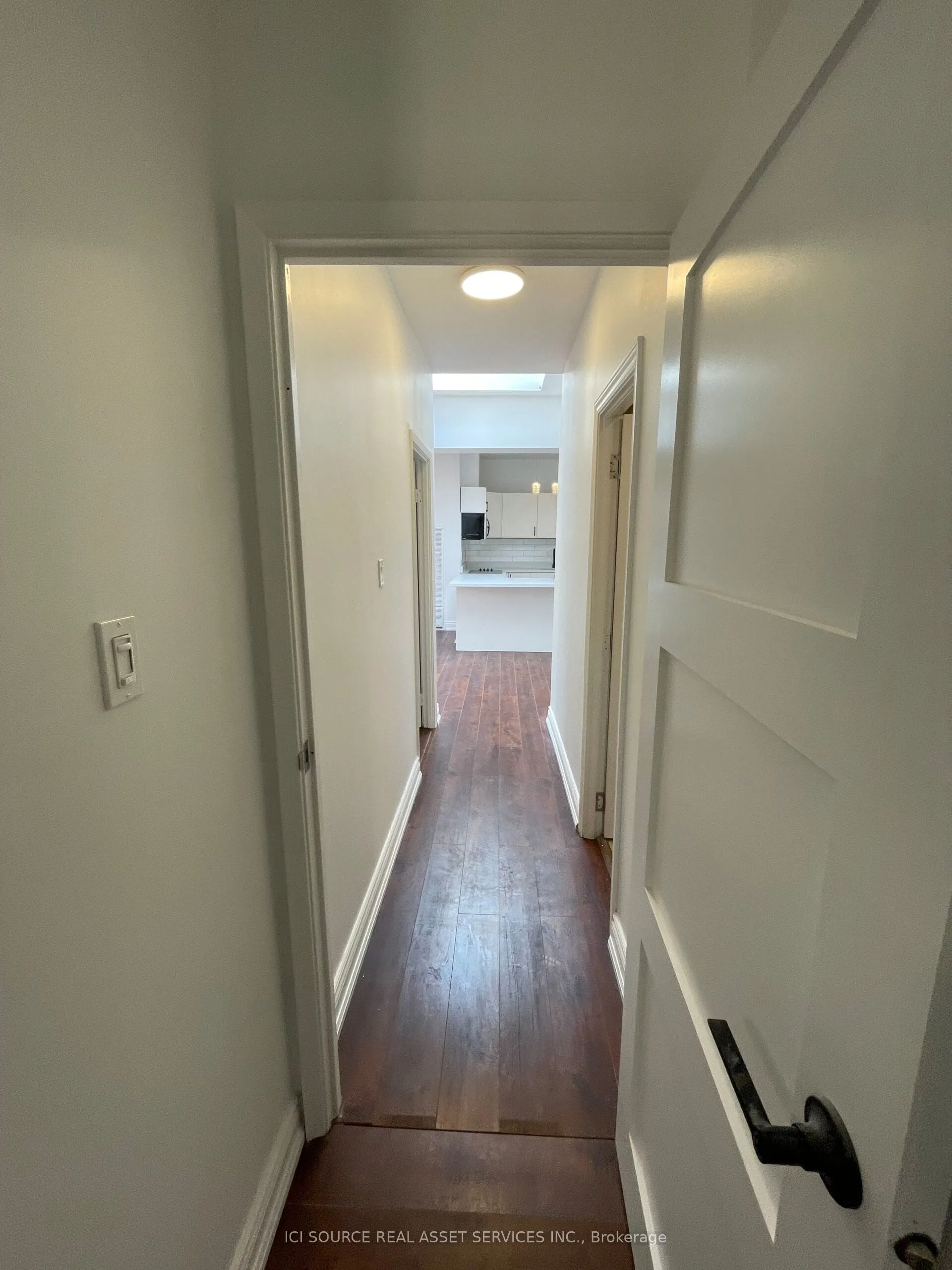 754 Queen Street E, #4