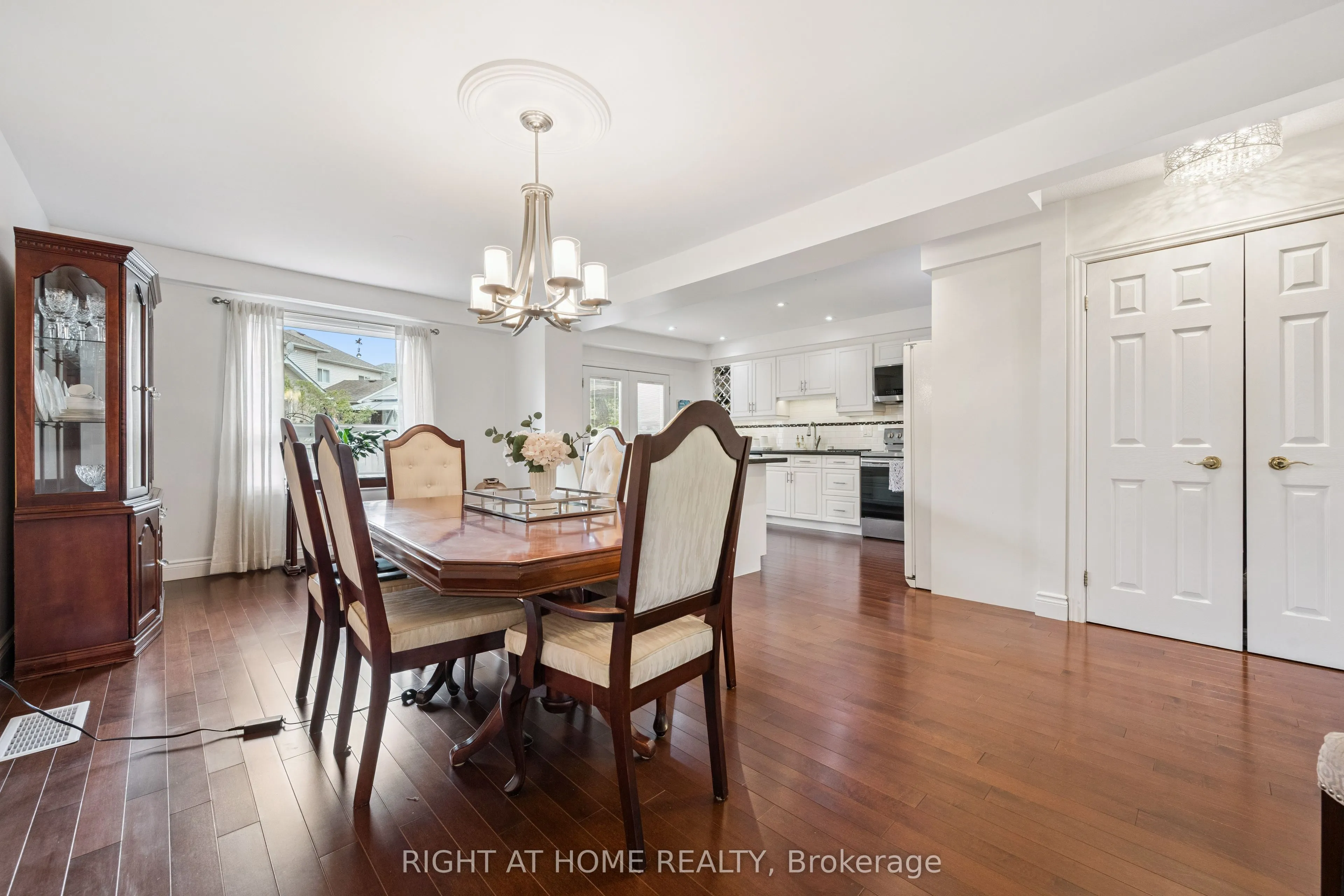 41 Yorkville Drive