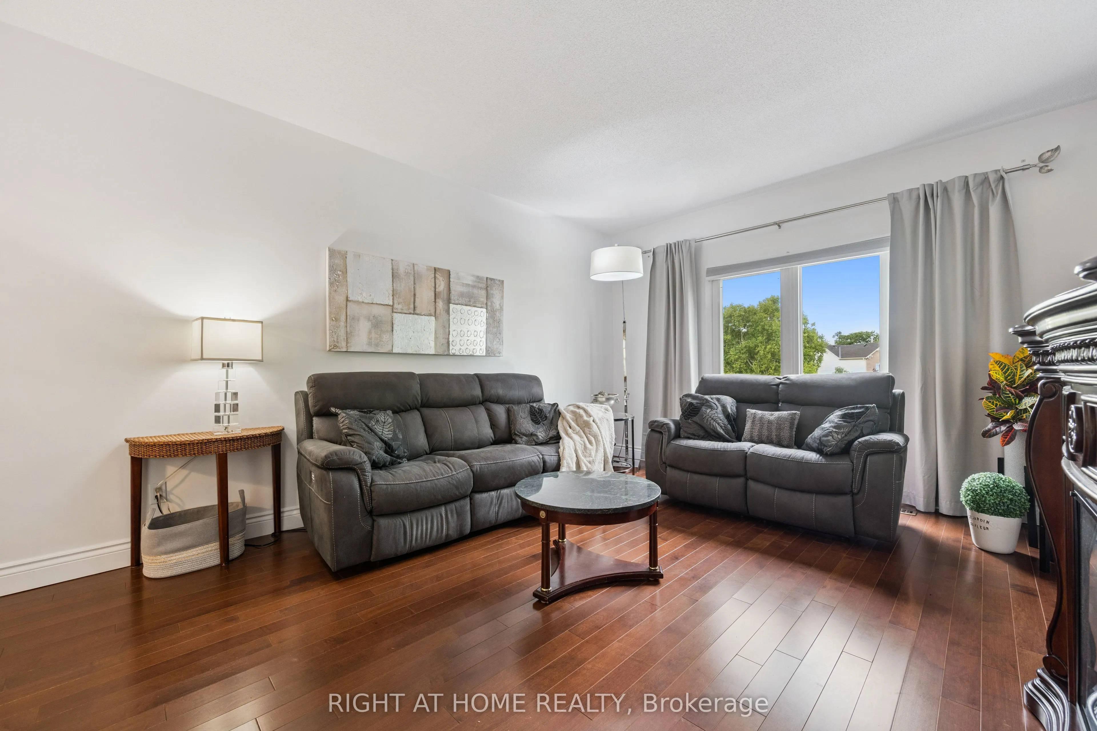 41 Yorkville Drive