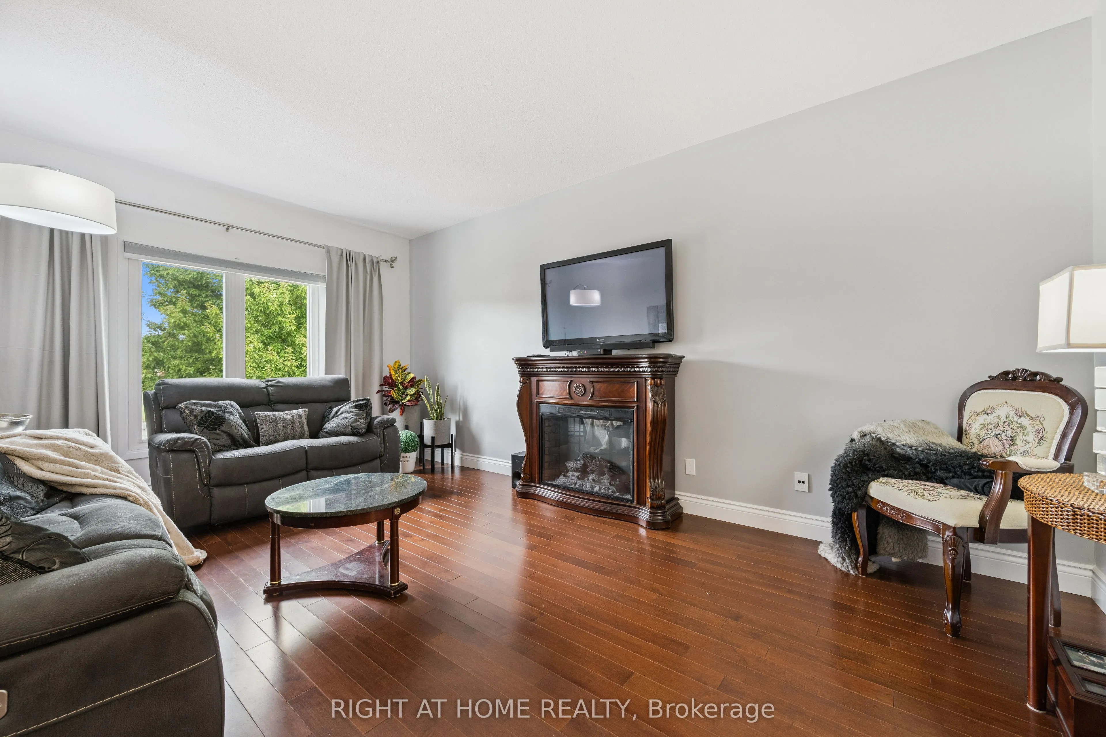 41 Yorkville Drive