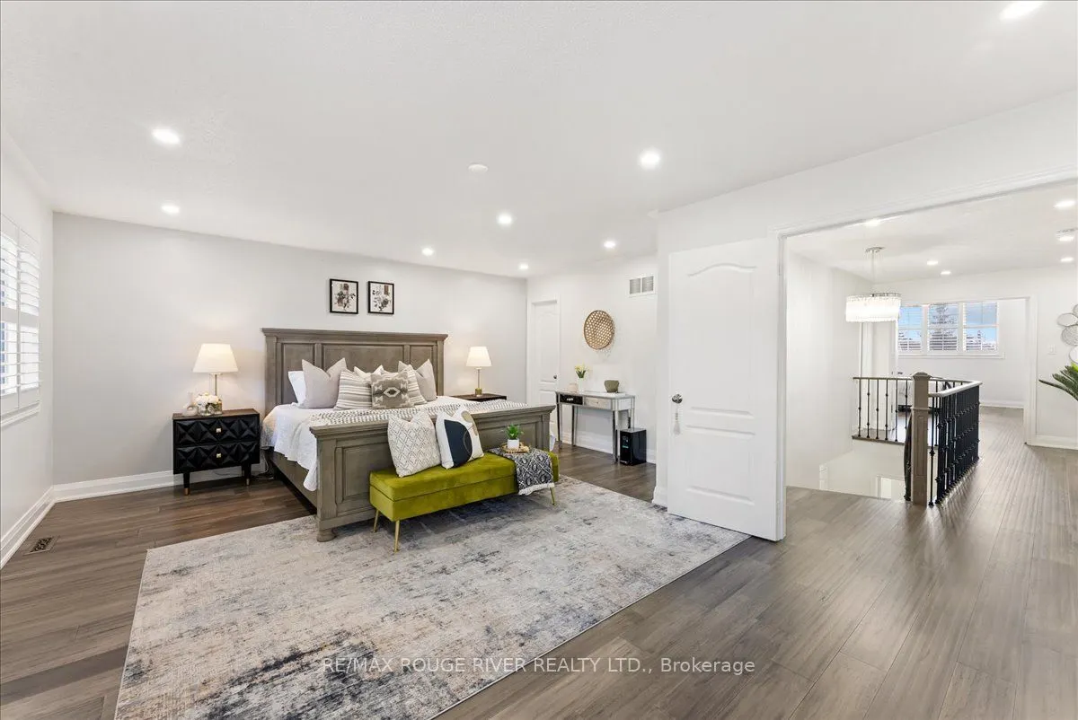 33 Gloria Crescent