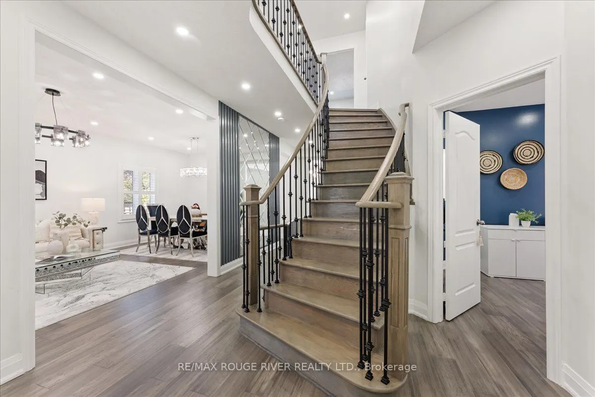 33 Gloria Crescent