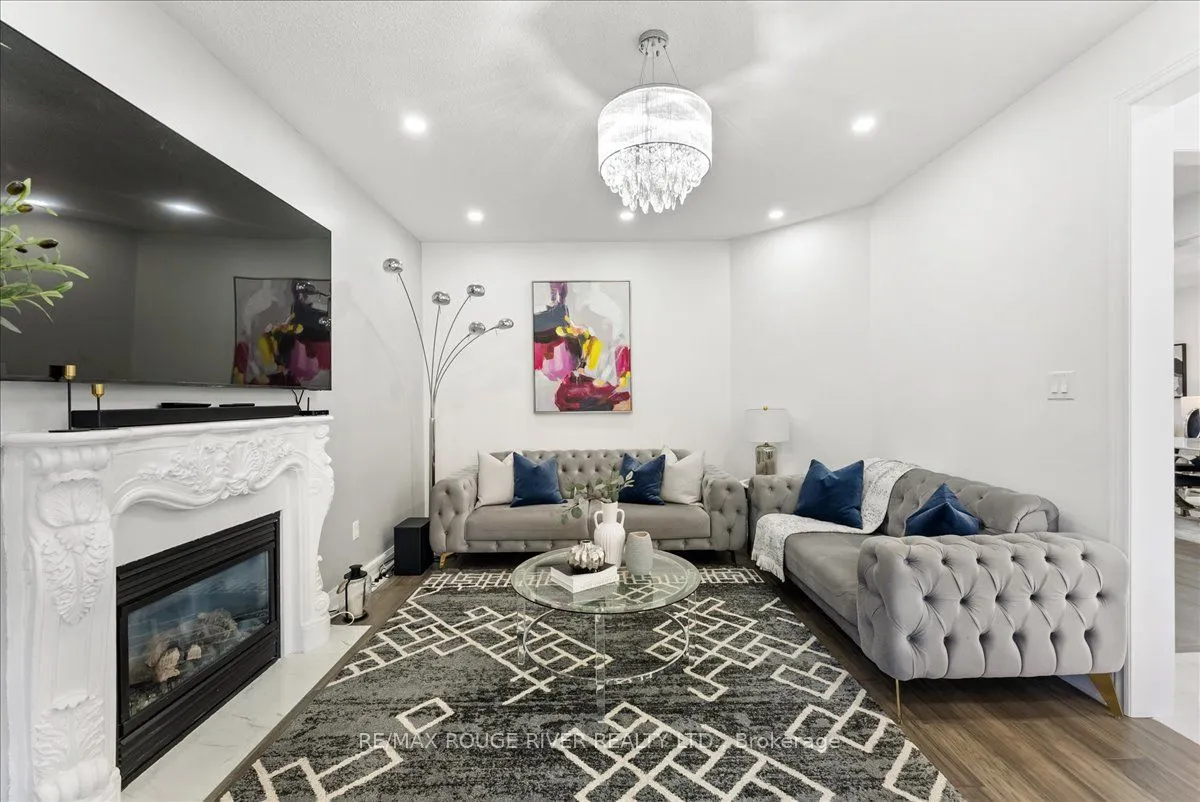 33 Gloria Crescent