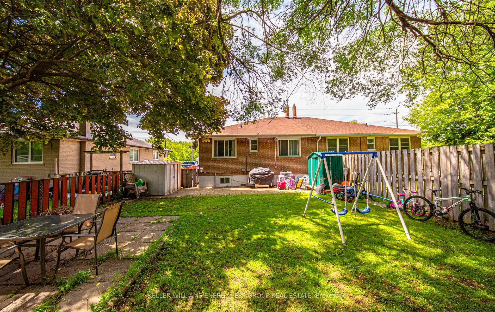 119 & 121 Lupin Drive