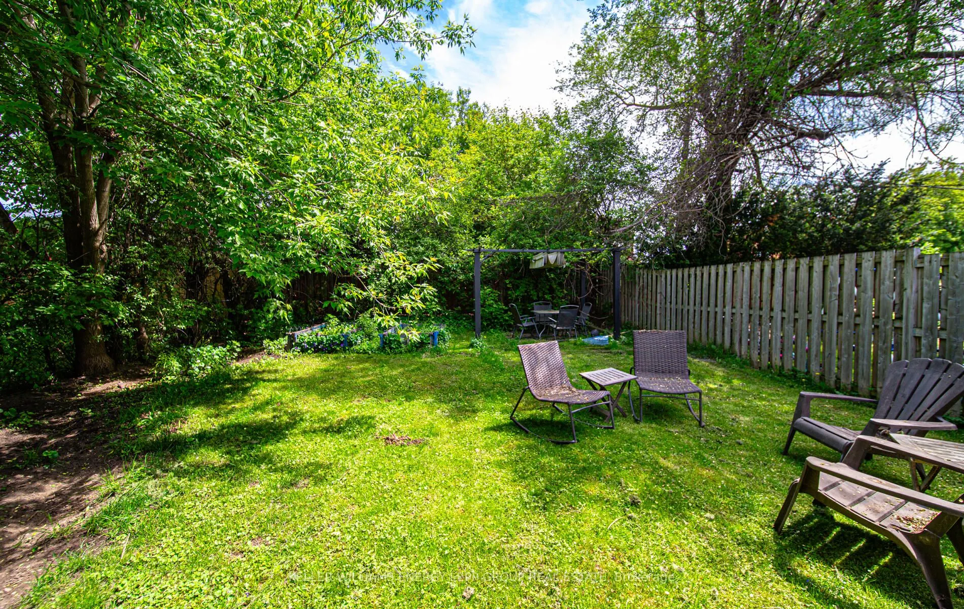 119 & 121 Lupin Drive