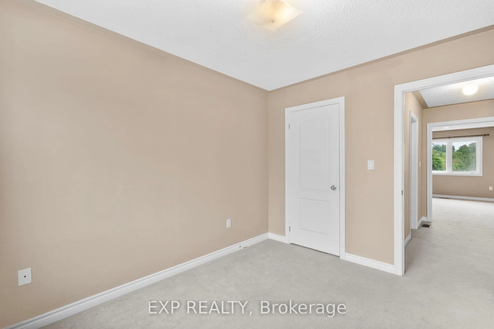 715 Grandview Street N, #19