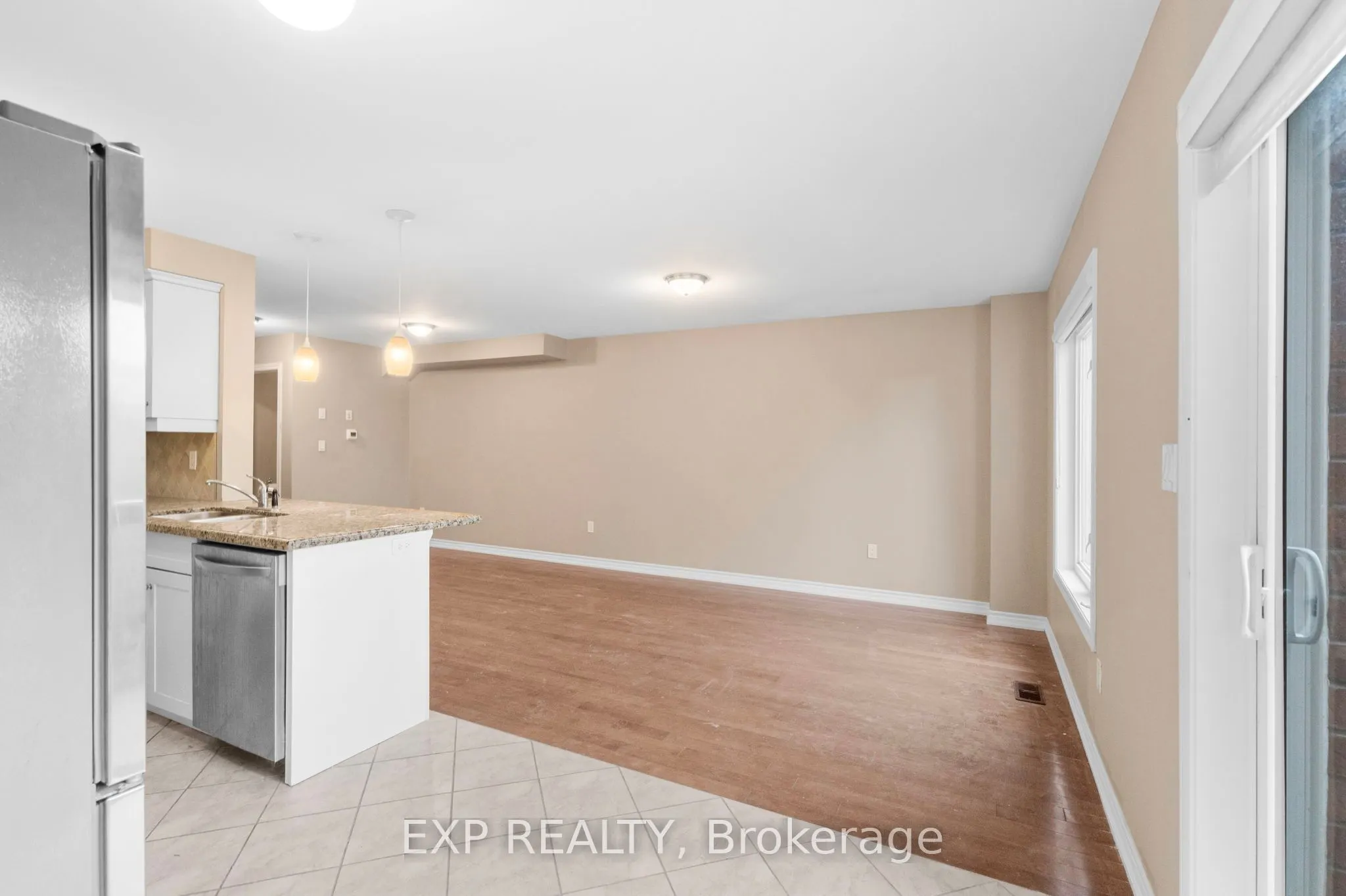 715 Grandview Street N, #19