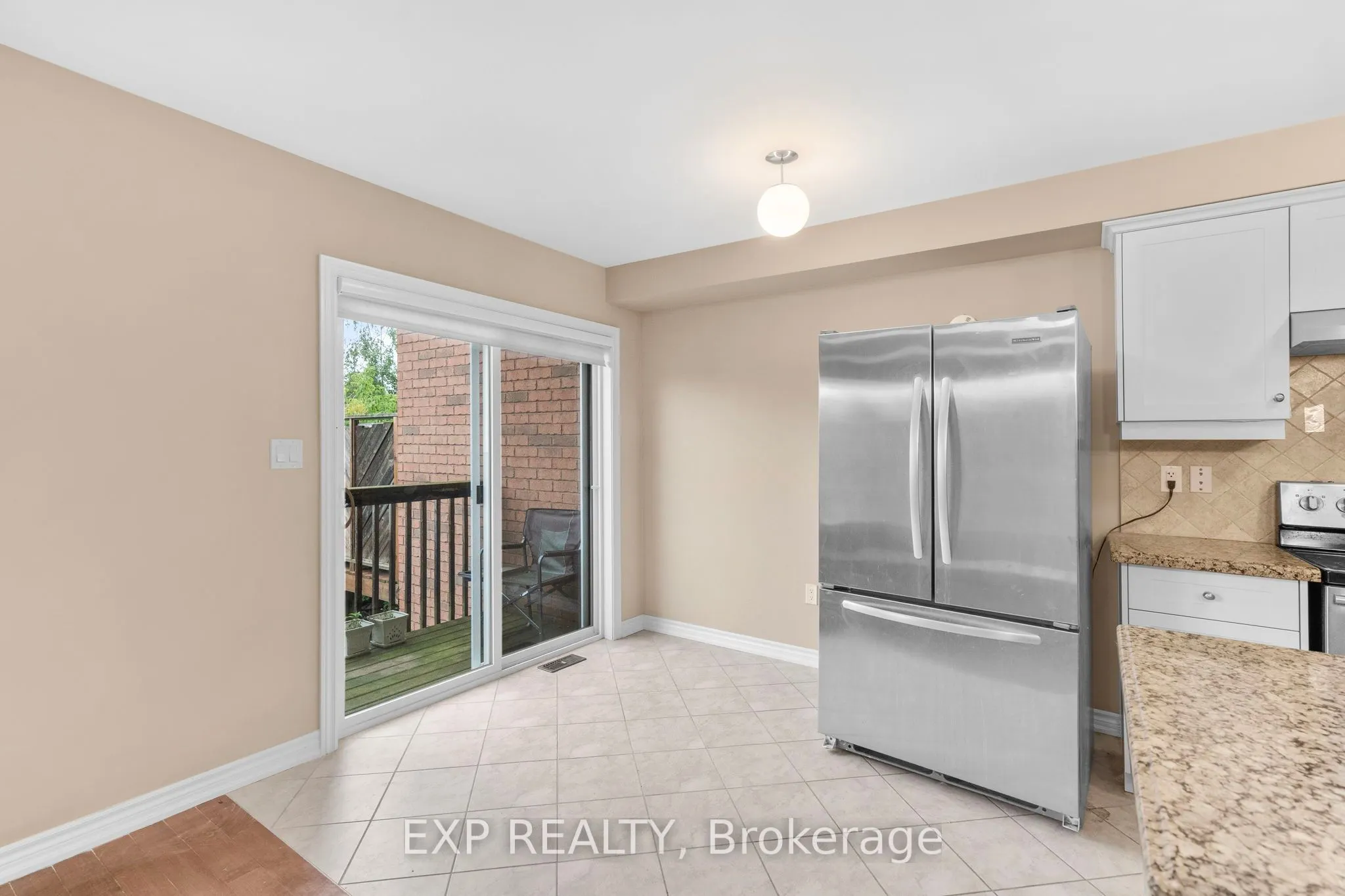 715 Grandview Street N, #19